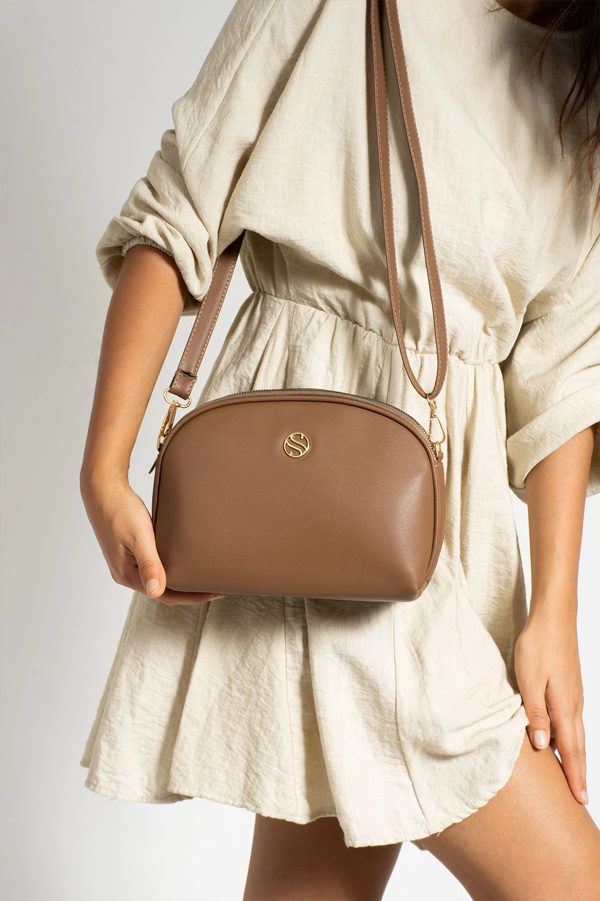 Vatikan Çapraz Kol Çantası 1298 - Vizon