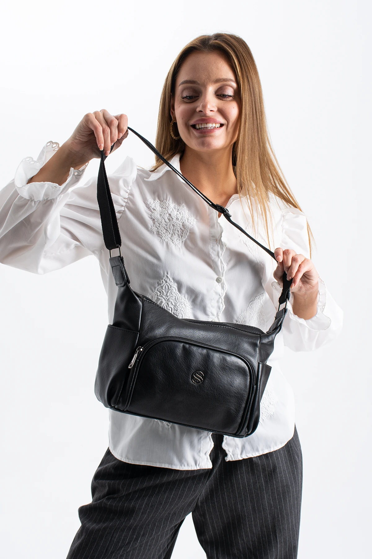 Çapraz Kol Kadın Çantası Edna - Mat Siyah