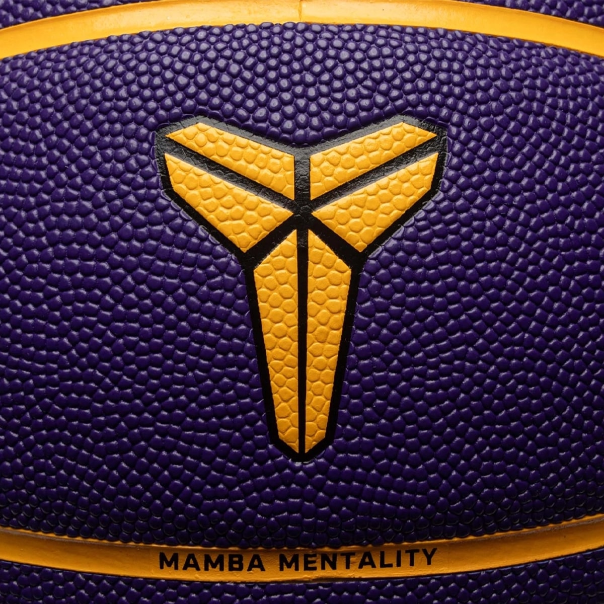 Nike All Court 8P Kobe Bryant Basketbol Topu - Mor