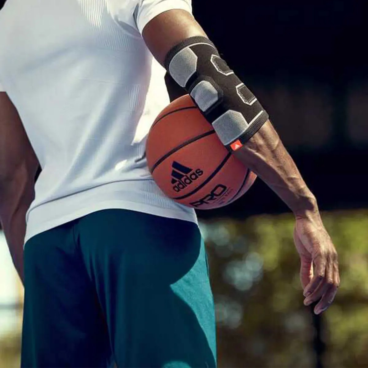 Adidas Dirsek Desteği