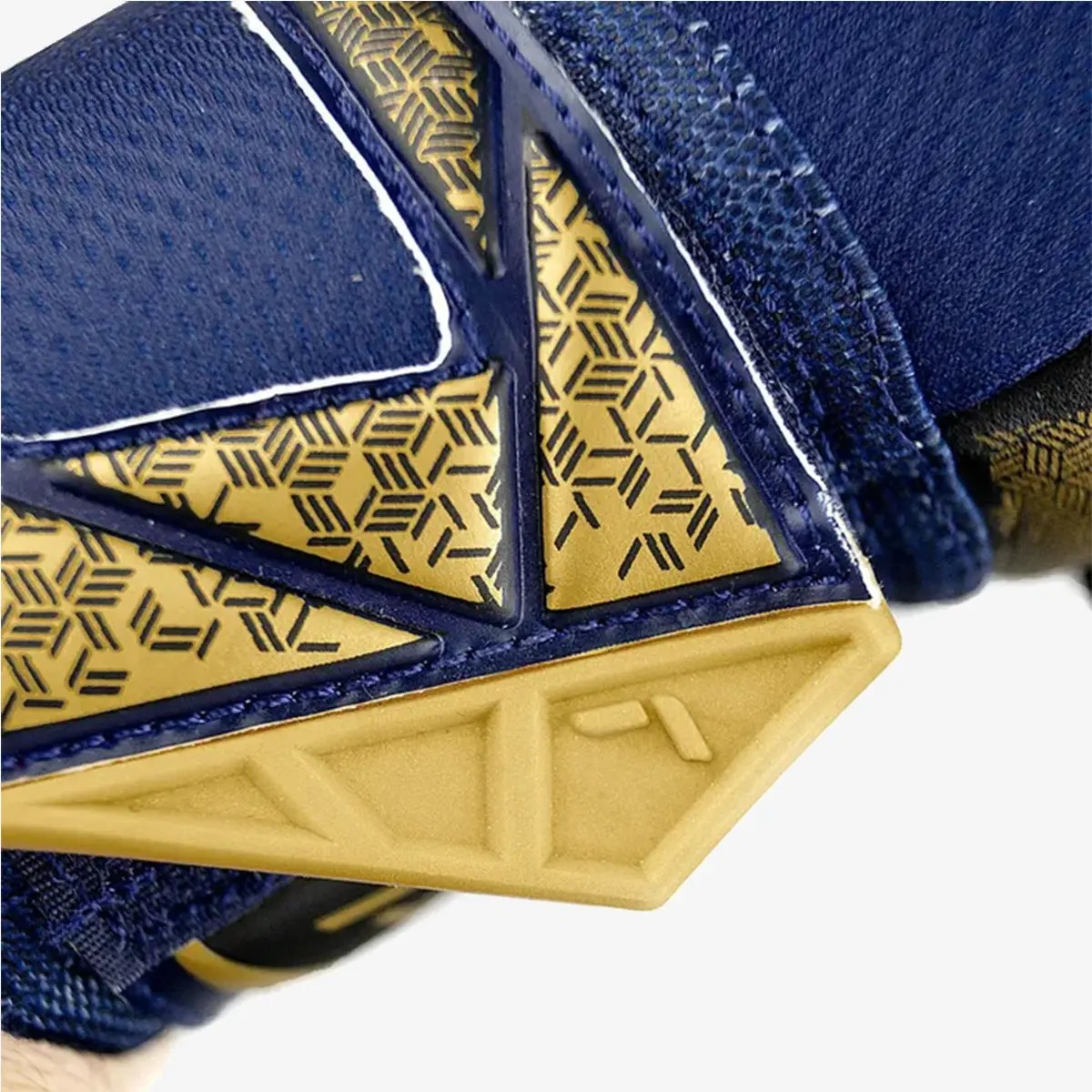 Reusch Attrakt Gold X NC Kaleci Eldiveni