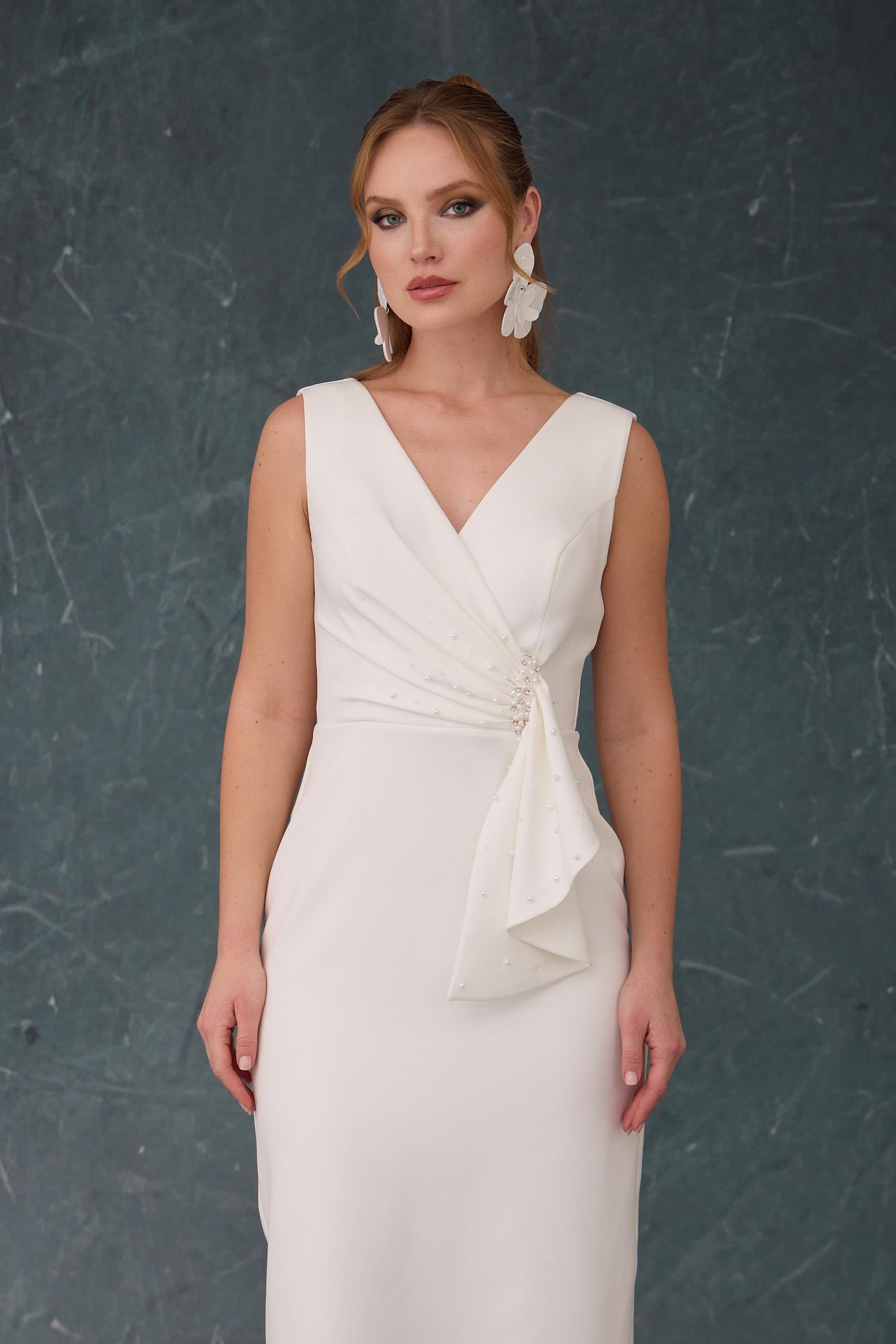 Beyaz İncili Krep Nikah Elbisesi
