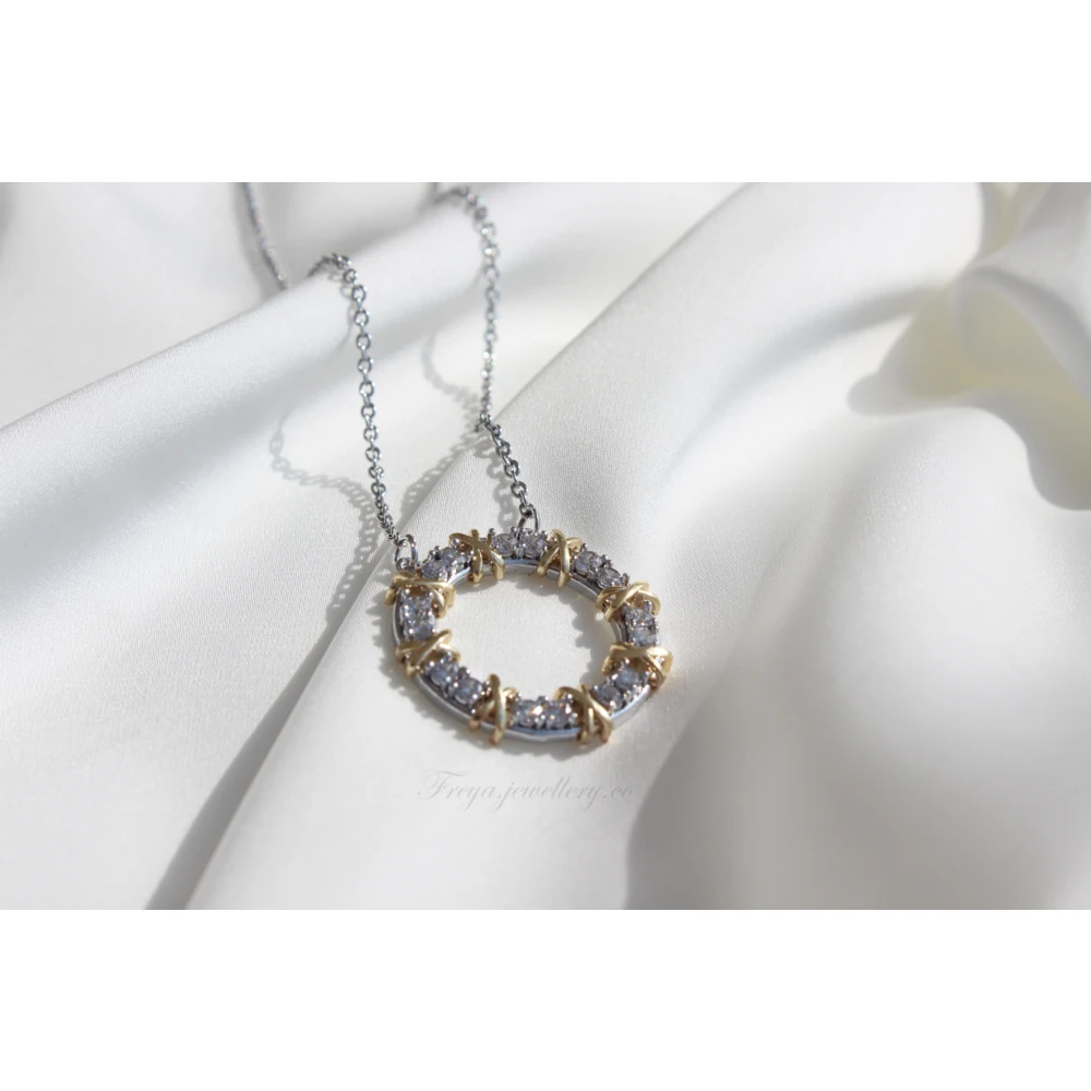 Xoxo Zirkon Taşlı Kolye