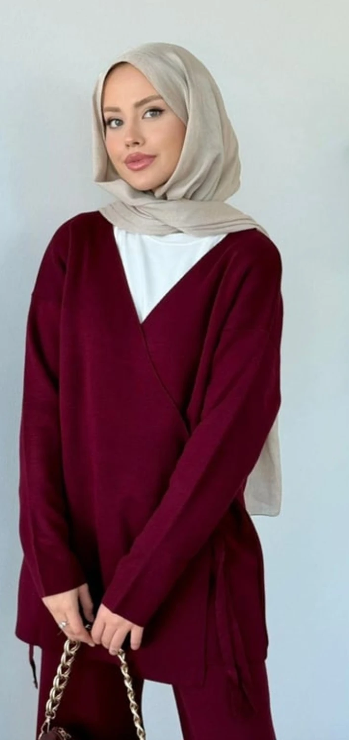 triko uzun kollu pantolonlu belde bağlamalı takım