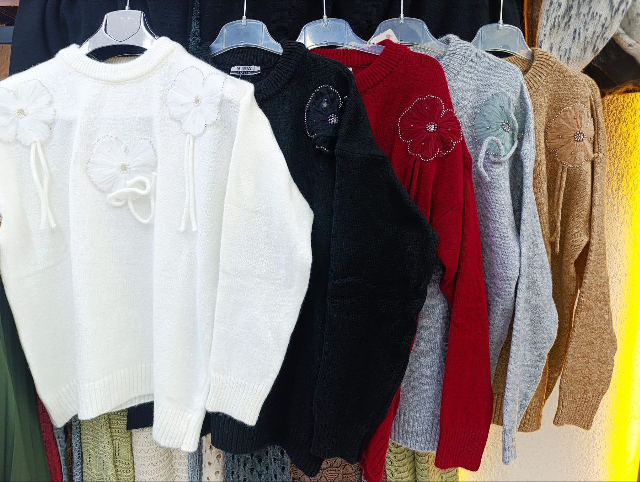 çiçekli triko Kazak 