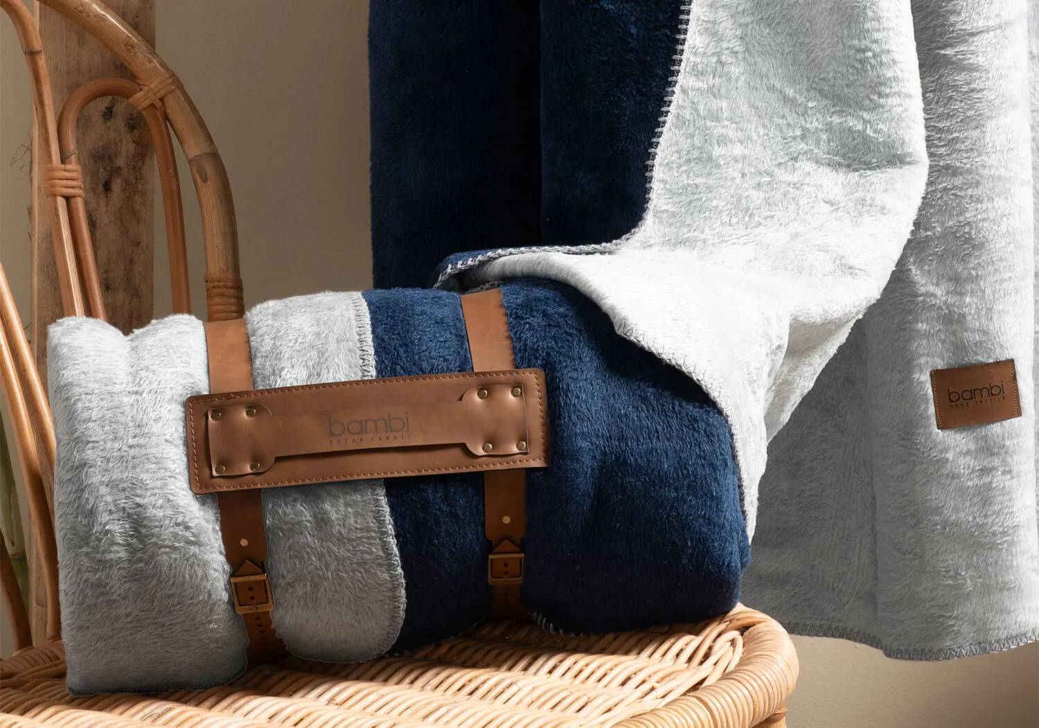 BATTANIYE 200X220 AKRILIK COSWELL LACIVERT