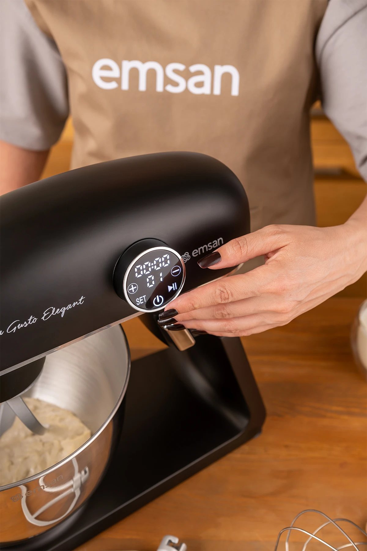 BELLA GUSTO ELEGANT STAND MIKSER SIYAH