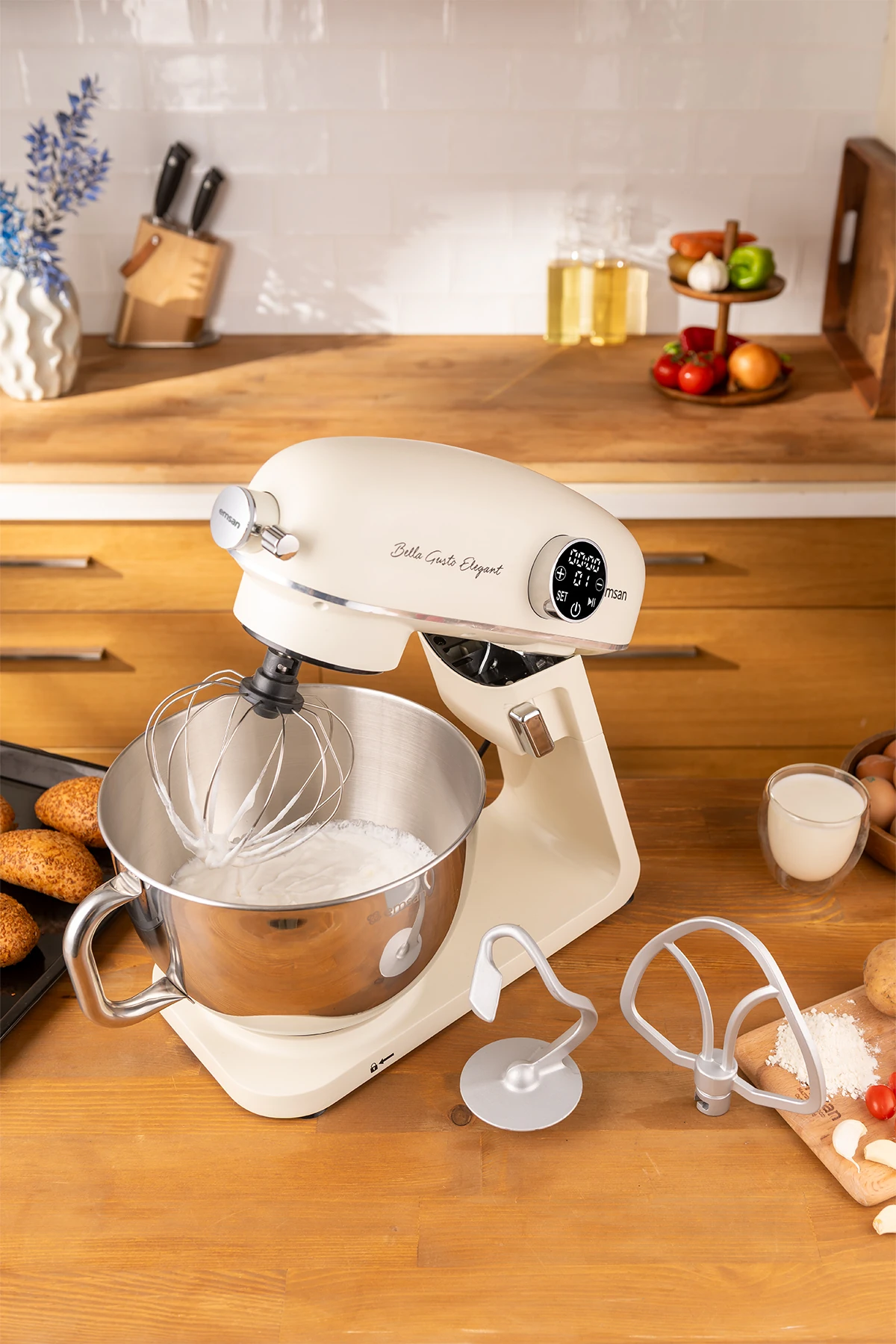 Bella Gusto Elegant Stand Mikser Krem