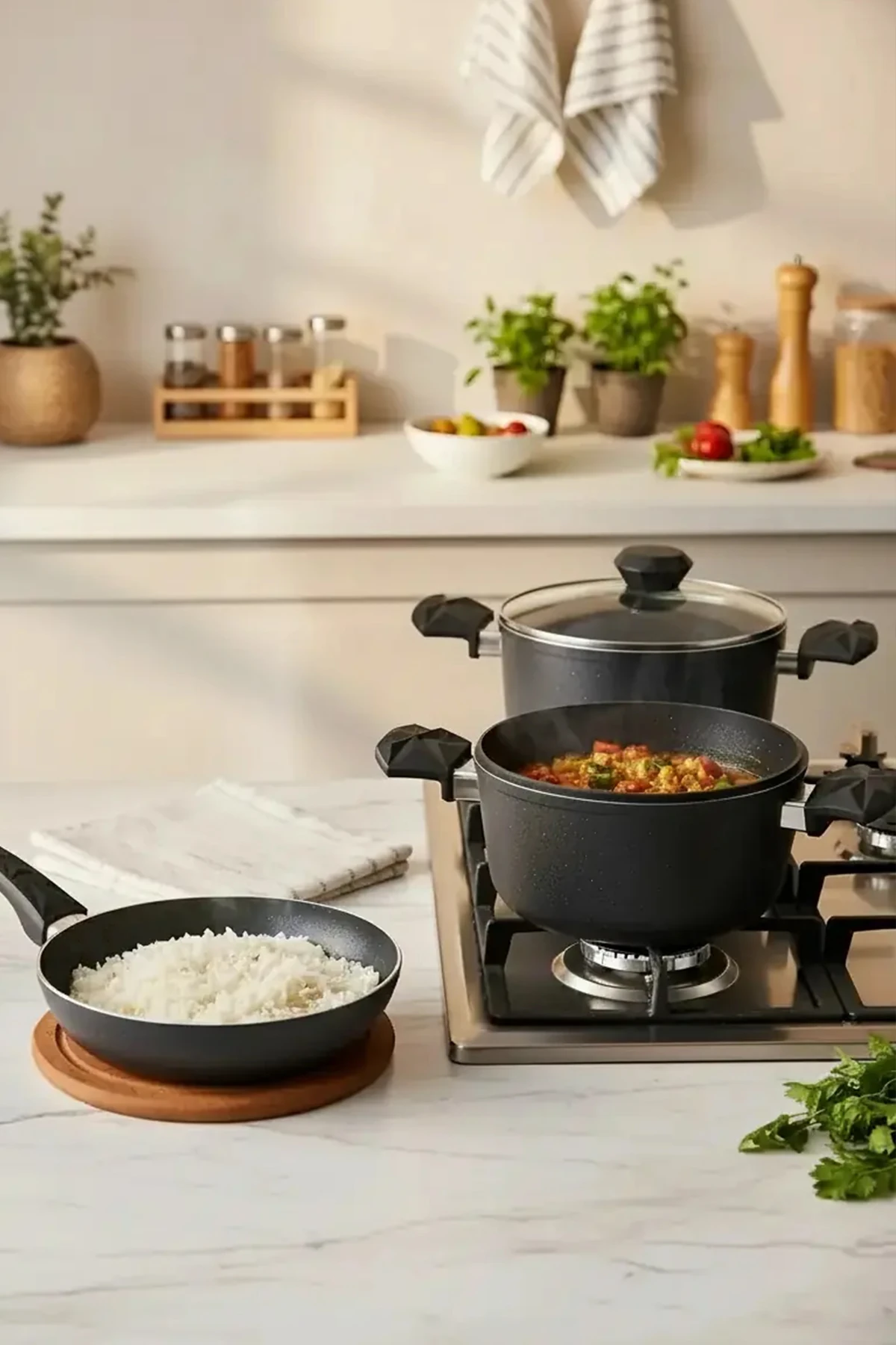 TENCERE SET 7 PARCA GUVEC 3 MM SIYAH