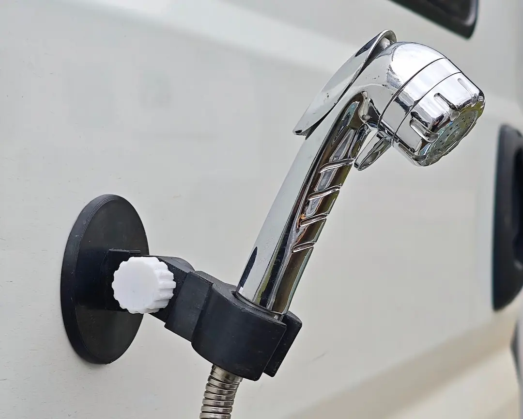 Karavanlar için Manyetik Dış Duş Sabitleyici