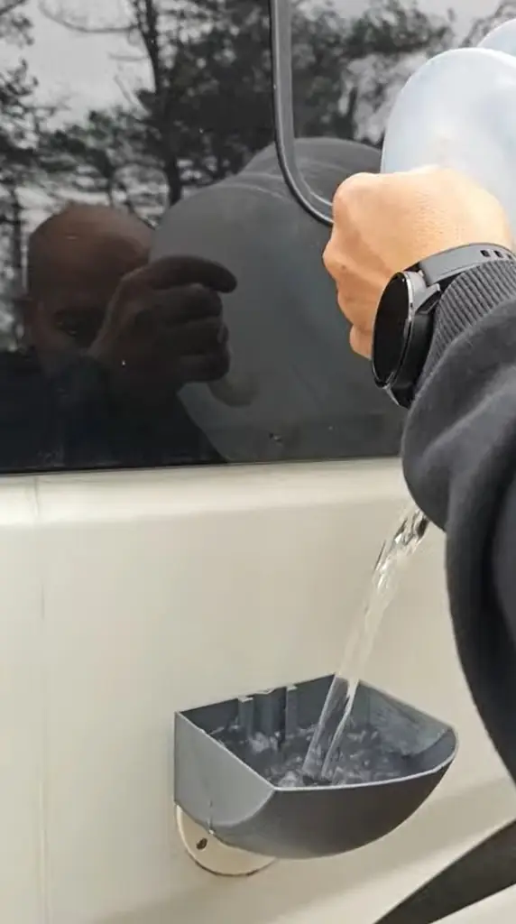 Karavan Pratik Su Dolum Hunisi - Tek Başınıza Kolay Kullanım