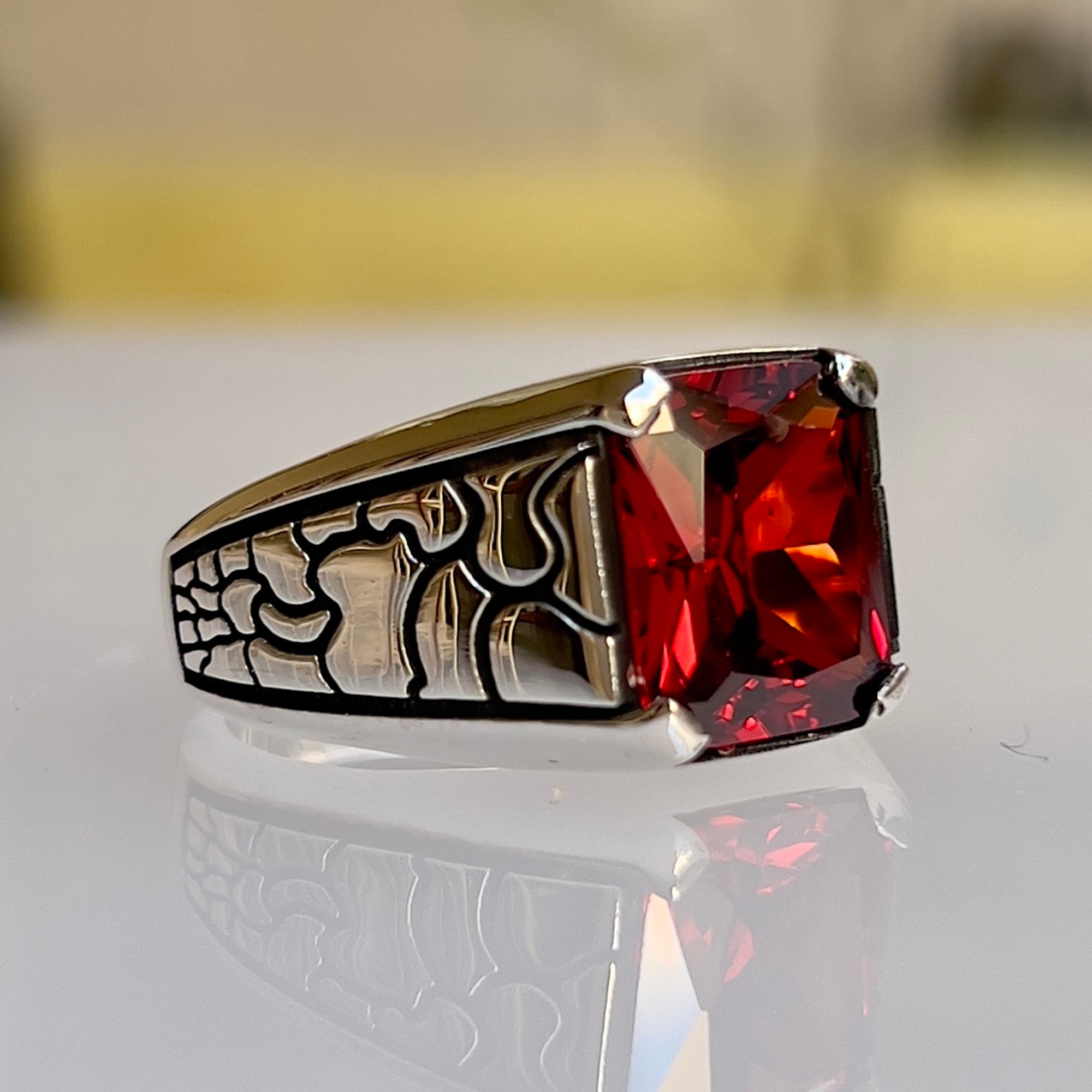 Minimalist red zircon silver men ring