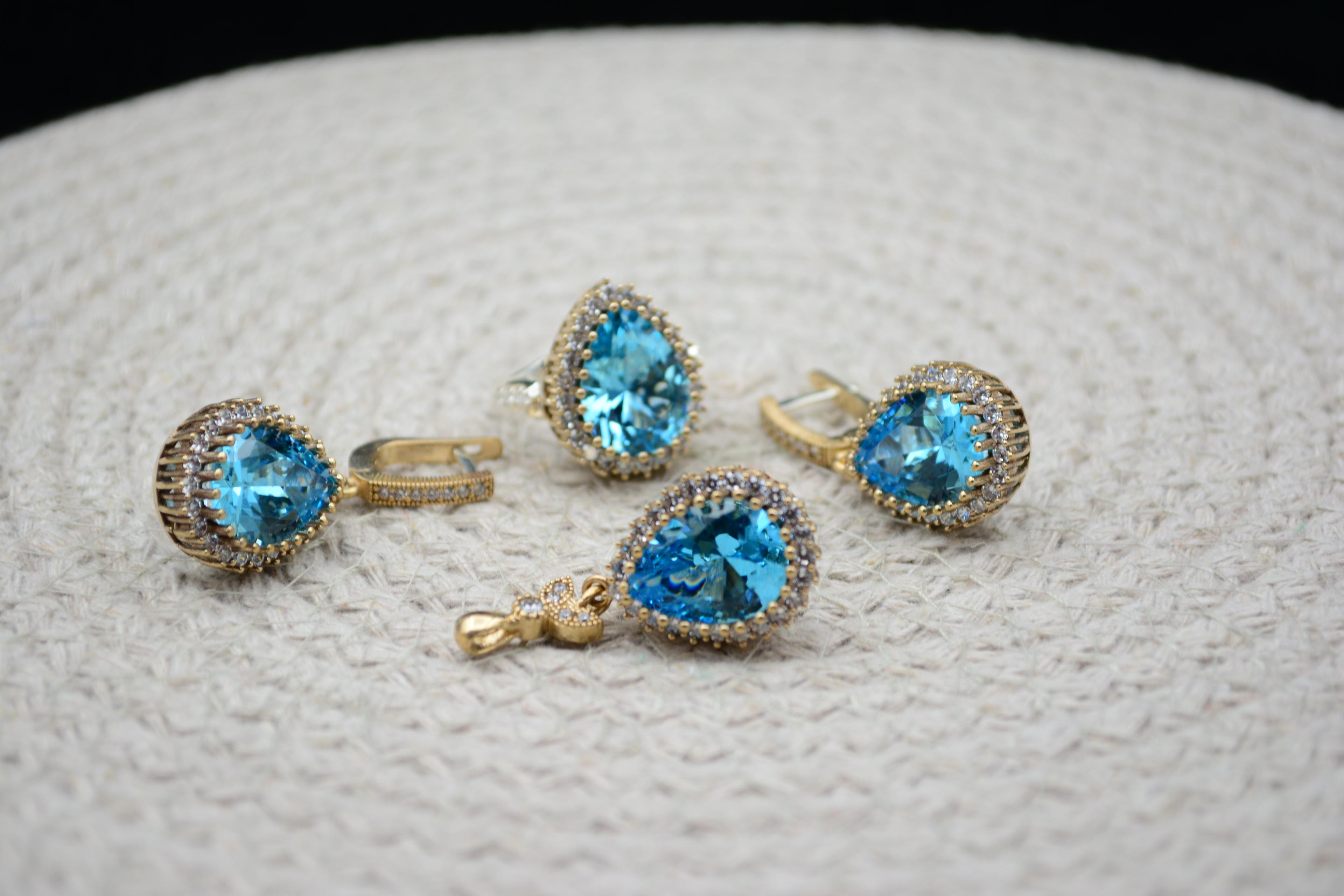 Aquamarine Stone Women's Set