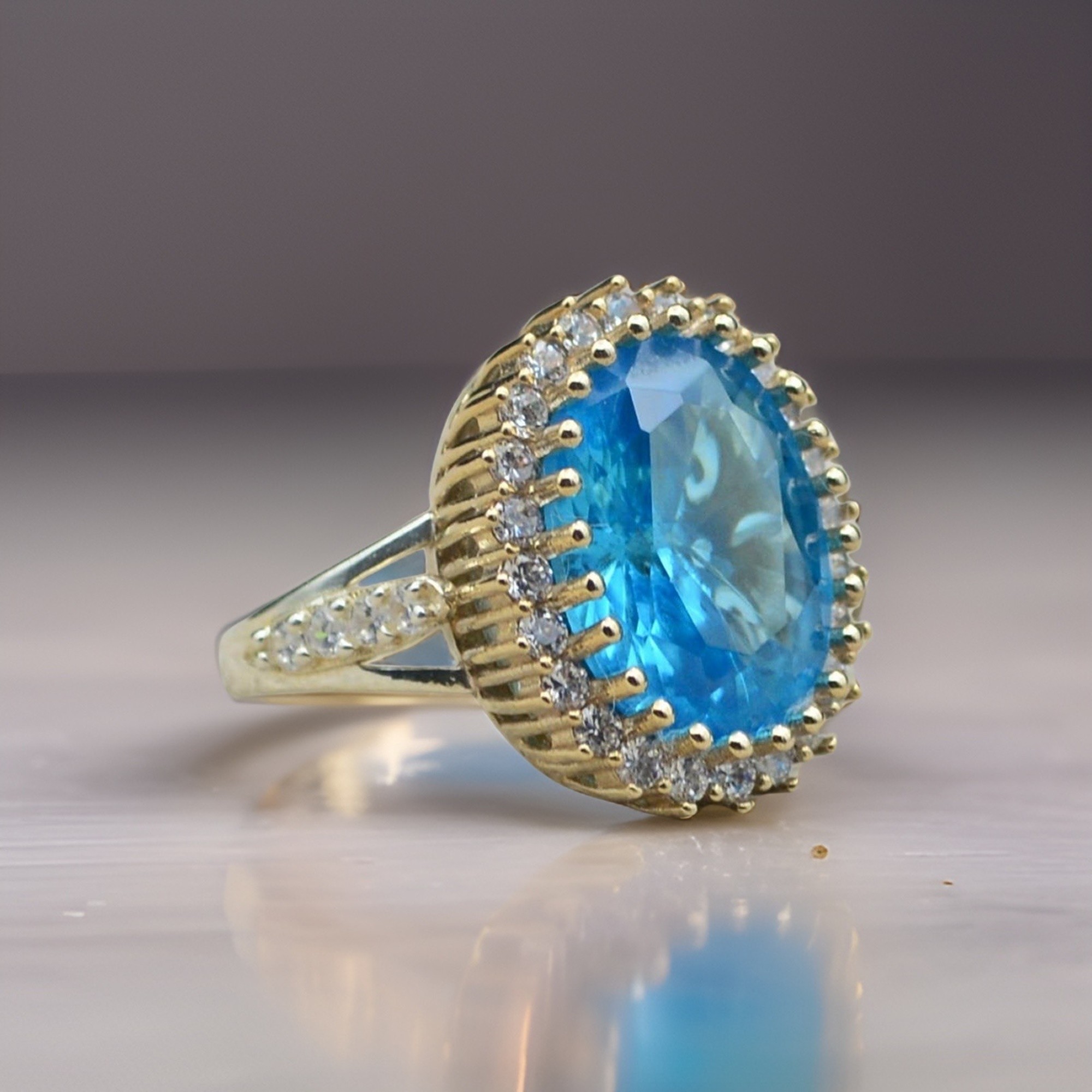 Women's Silver Ring With Aquamarine Stone