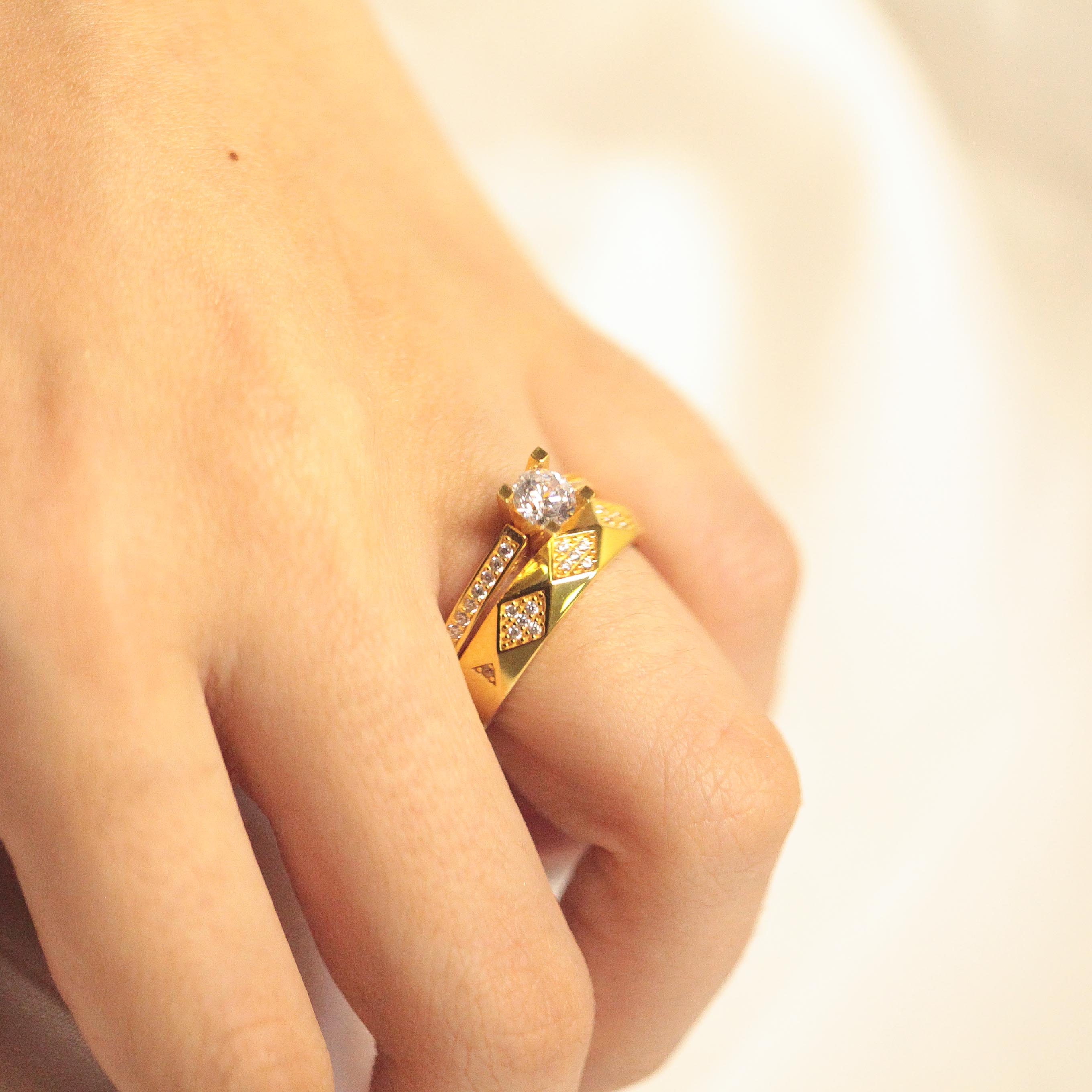 22 Ayar Alyanslı Tektaş