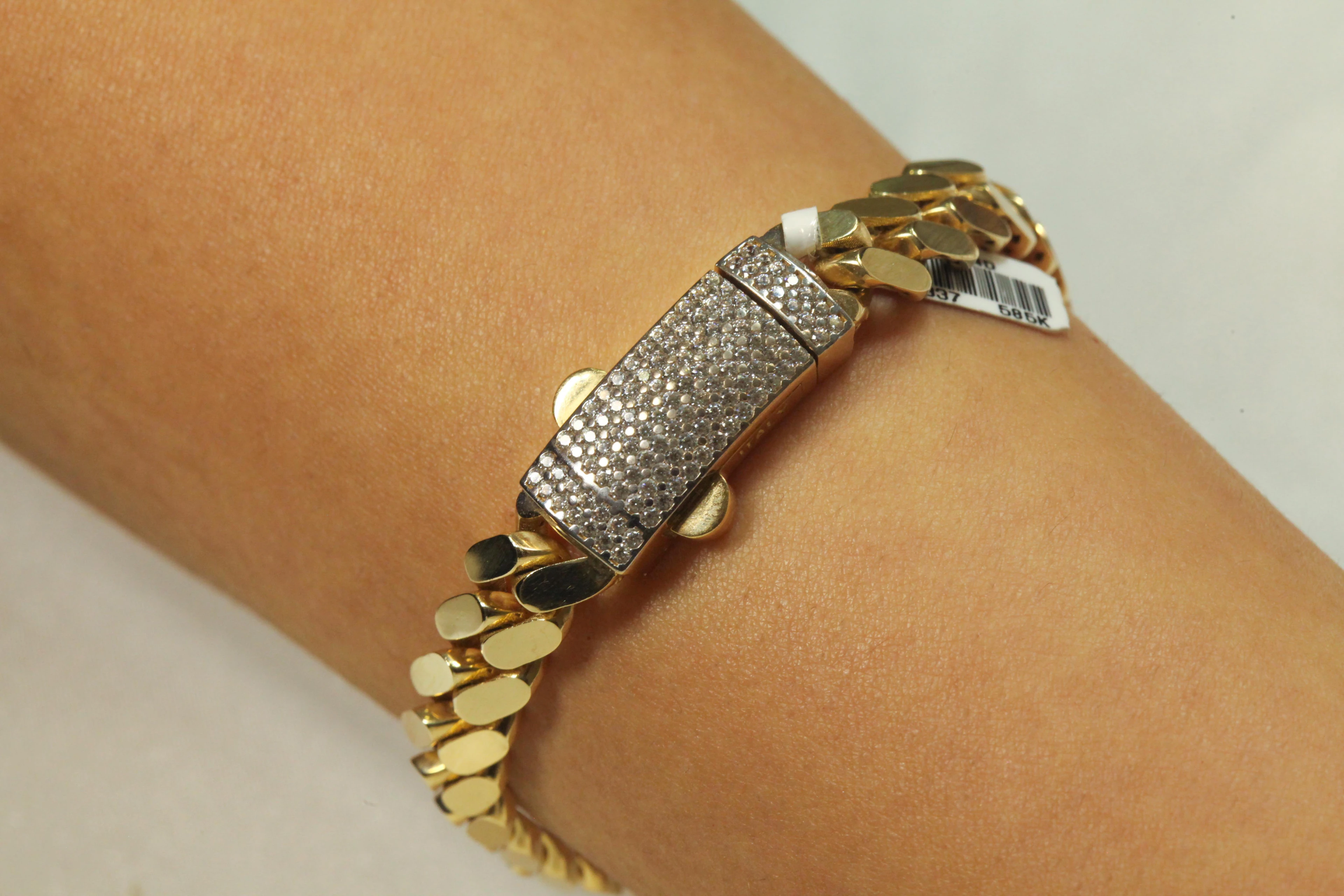 14 Ayar Taşlı Gurmet Bileklik