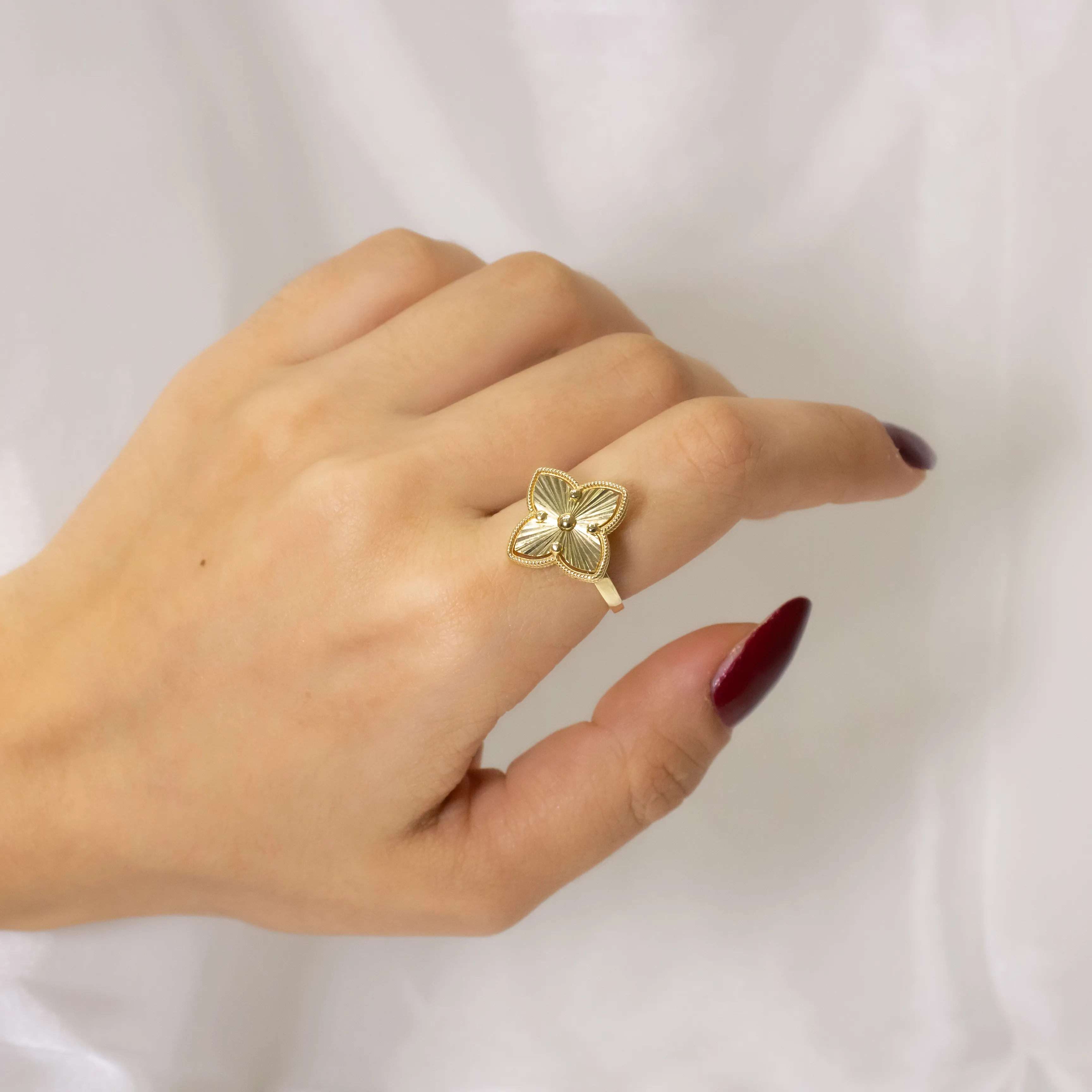 14 Ayar Yonca Yüzük