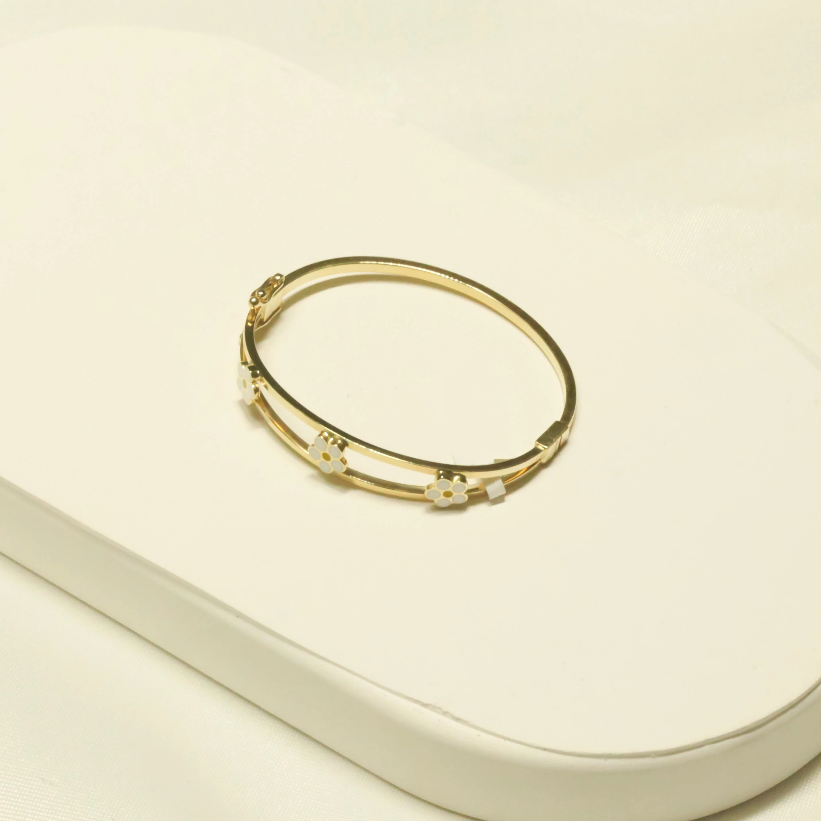 14 AYAR PAPATYA RENKLİ MİNELİ ÇOCUK KELEPÇE