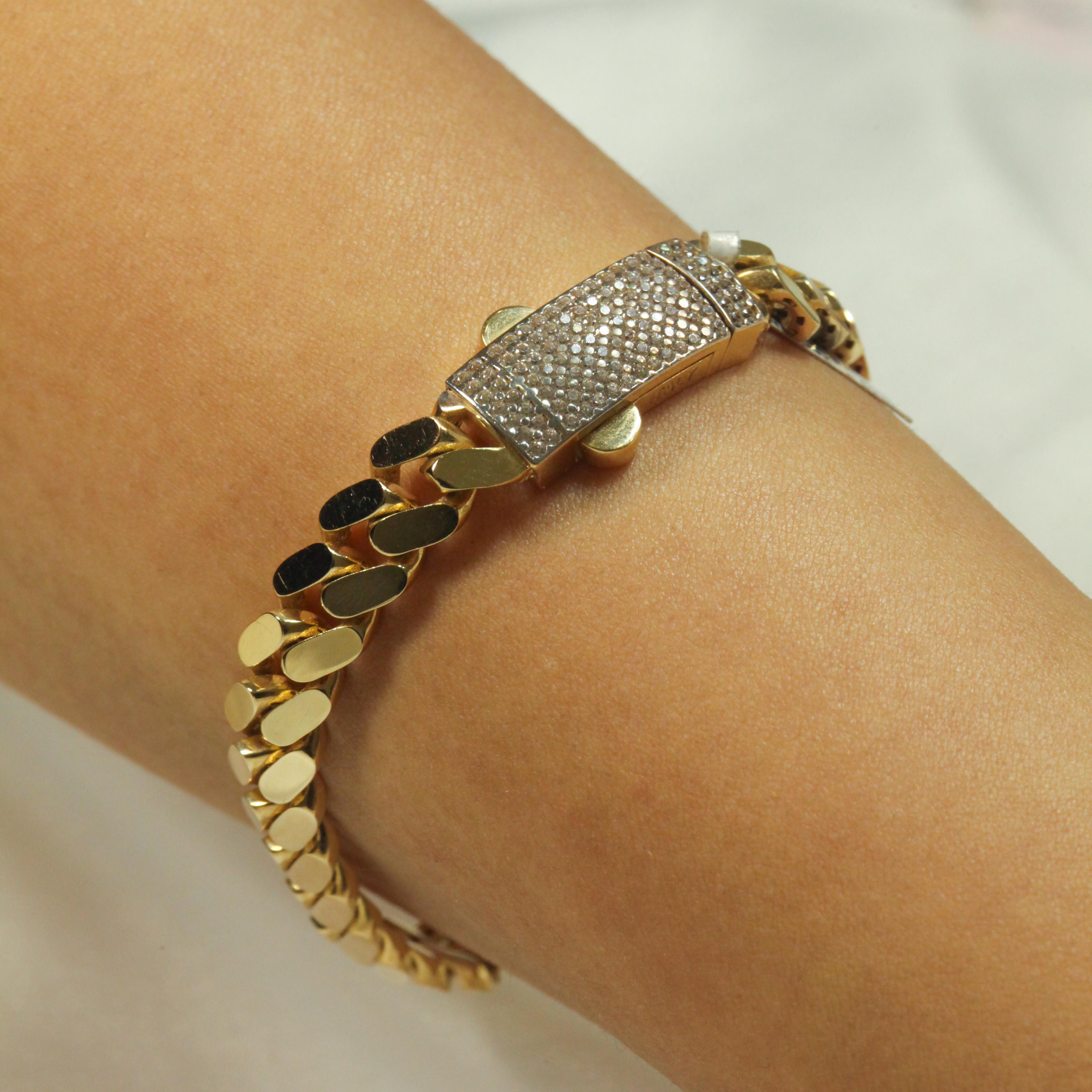 14 Ayar Taşlı Gurmet Bileklik