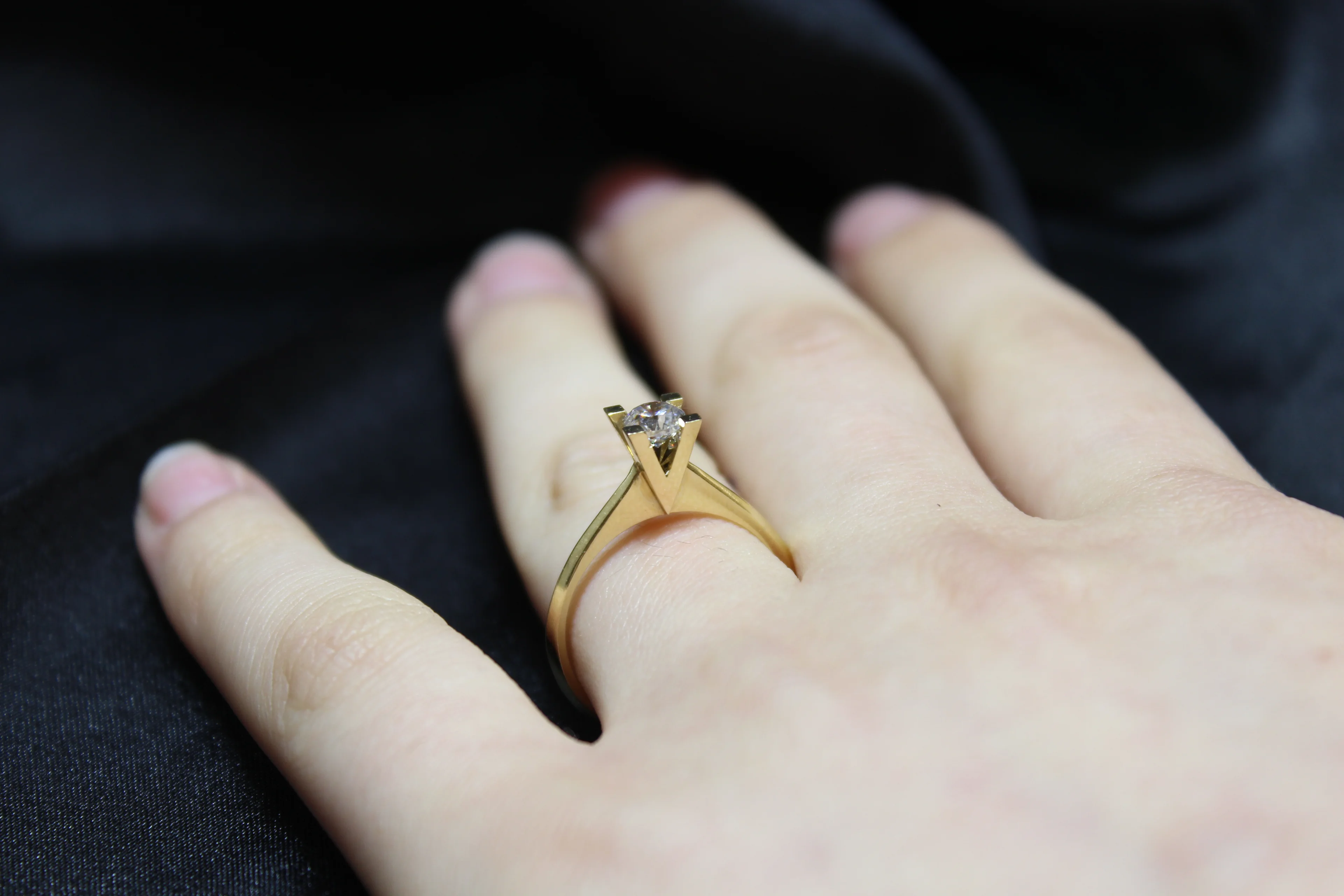 14 Ayar Tektaş Yüzük