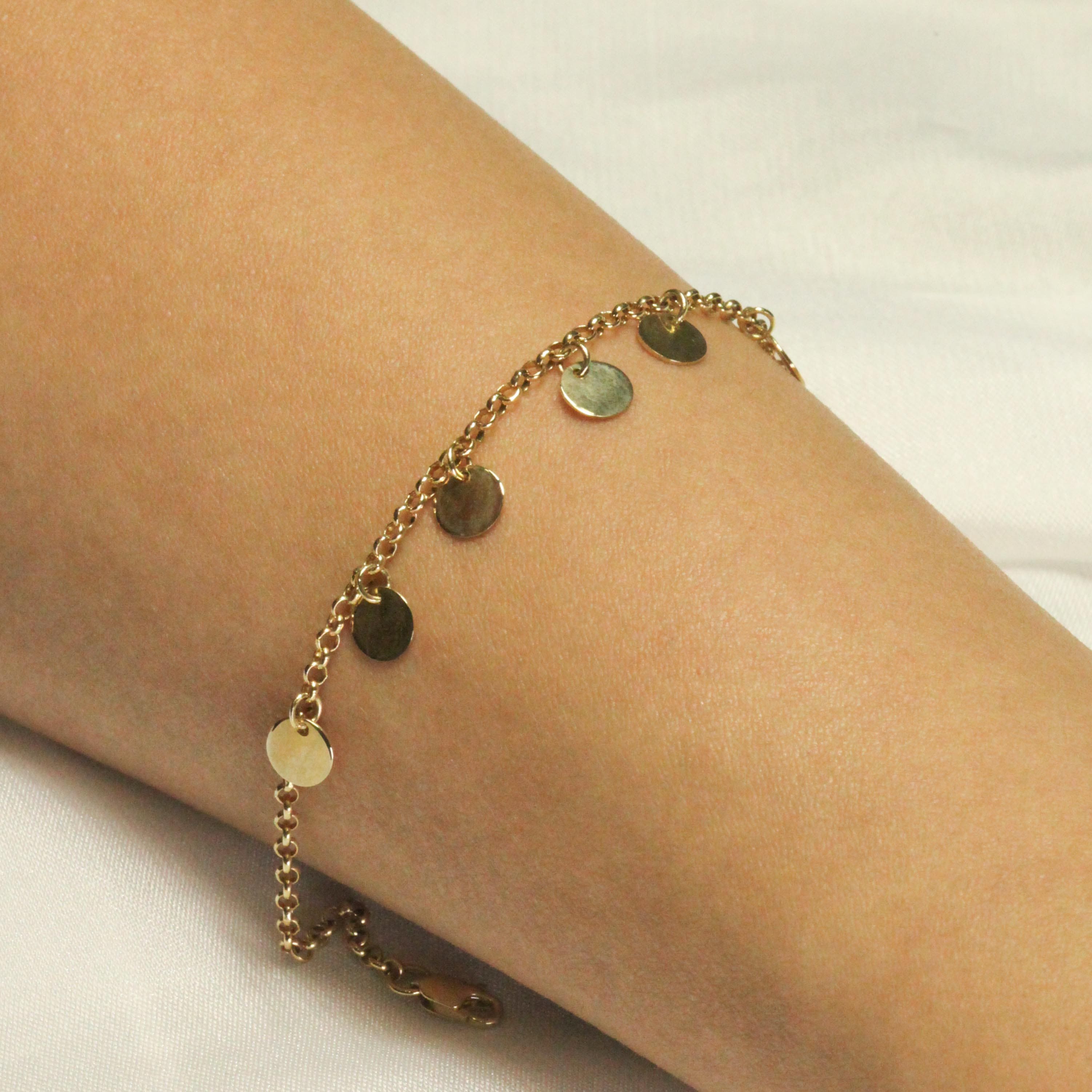 14 AYAR PULLU BİLEKLİK