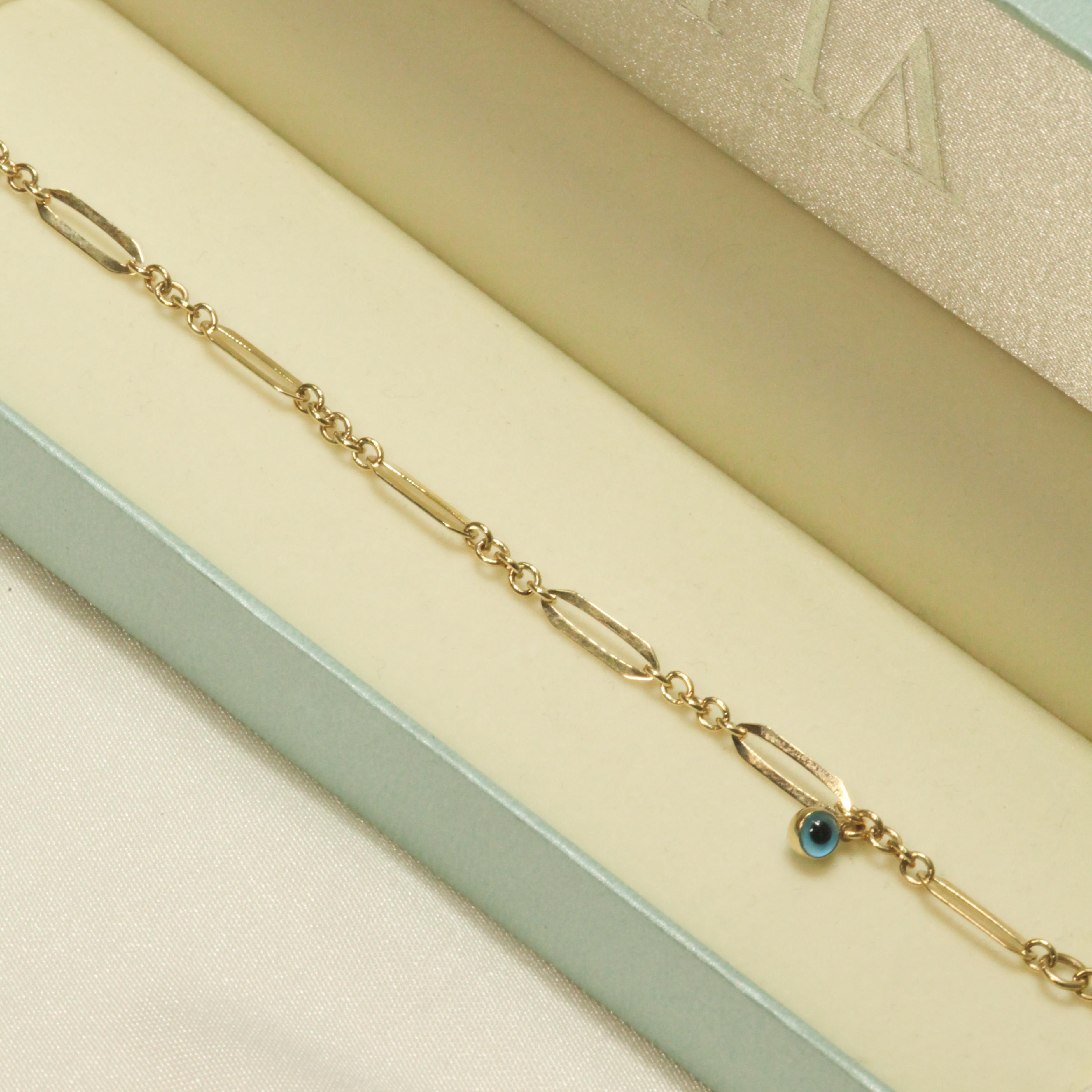 14 AYAR ATAÇ NAZARLI BİLEKLİK