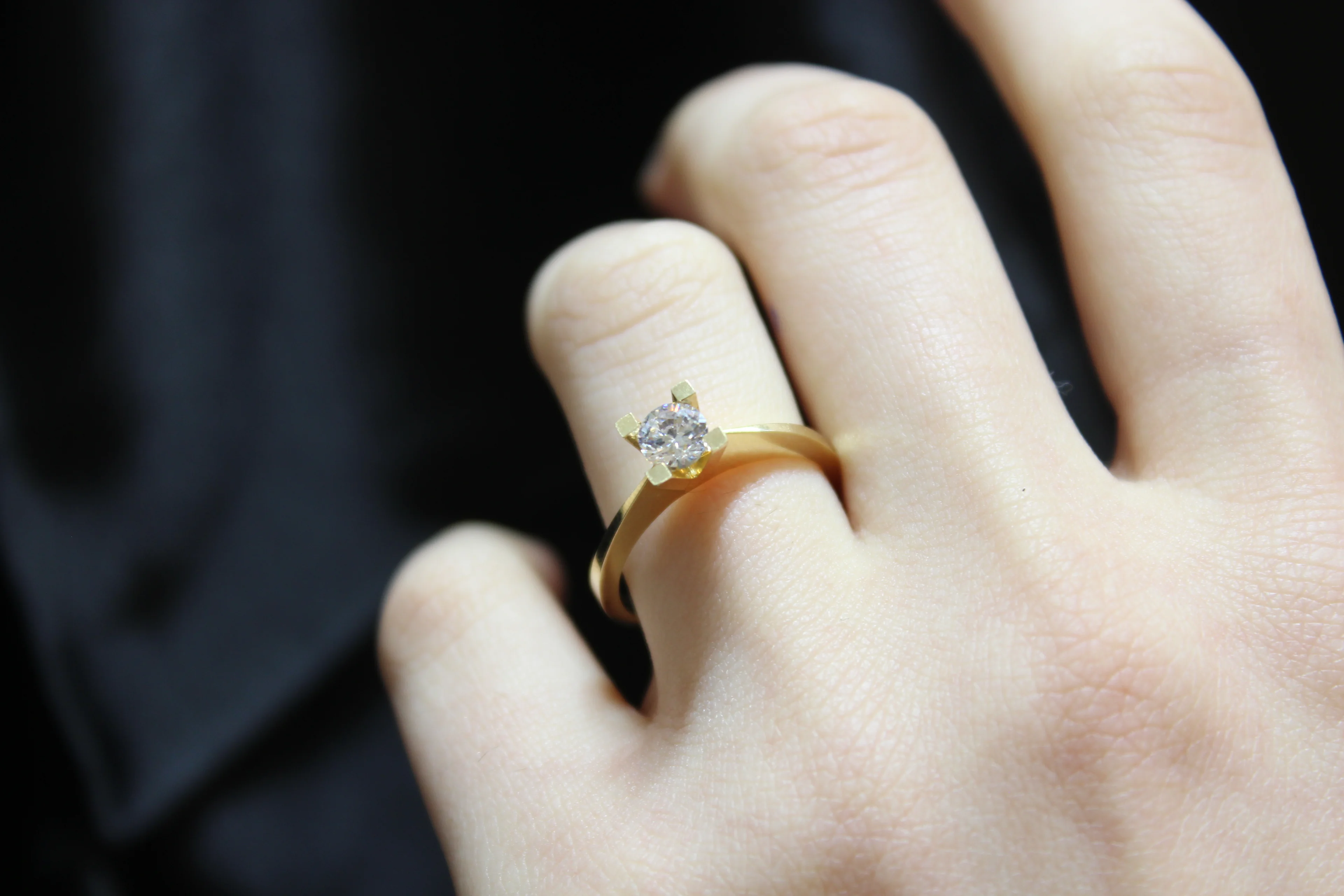 14 Ayar Tektaş Yüzük