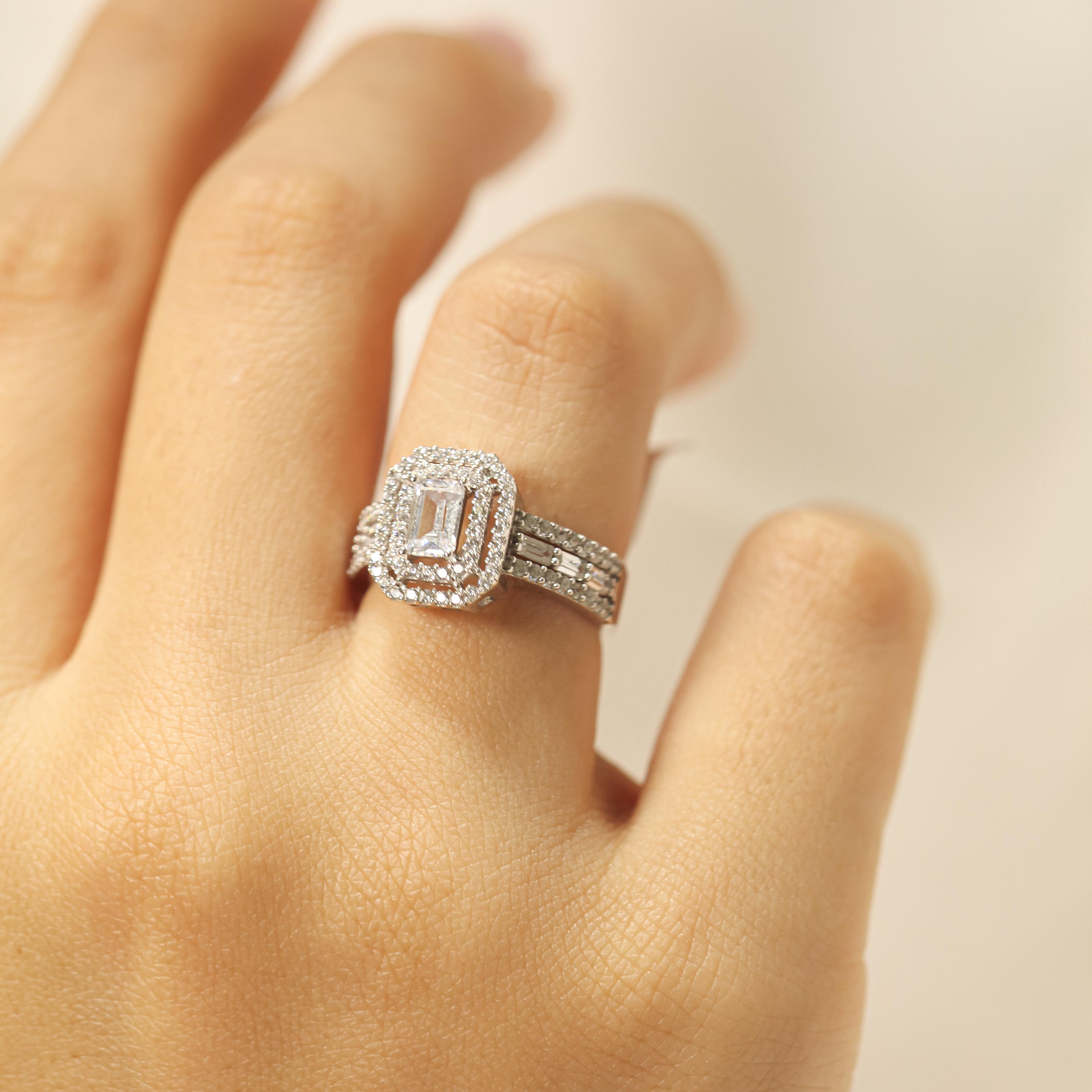 14 Ayar Baget Yüzük