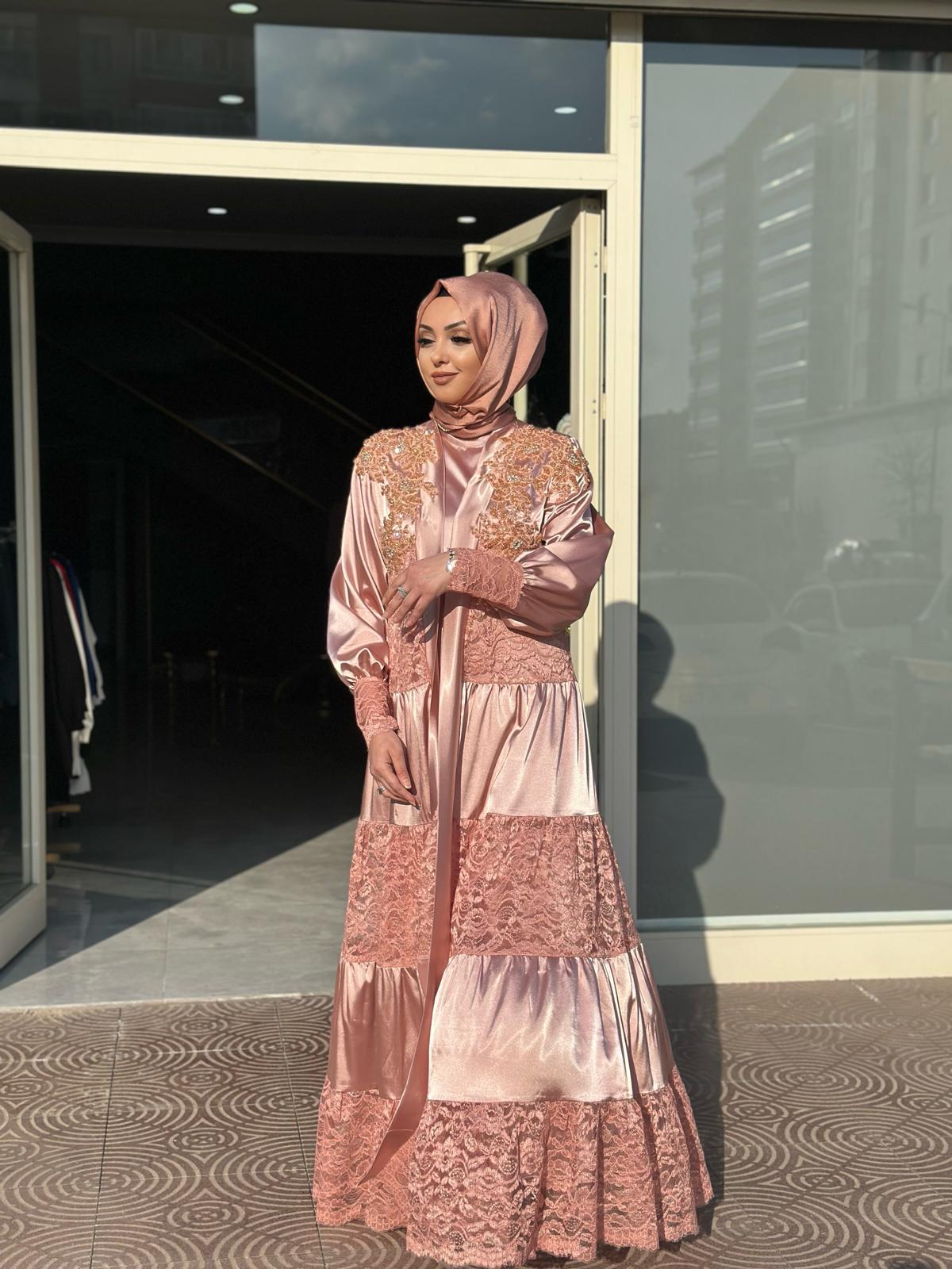 Zerafet Abaya takım