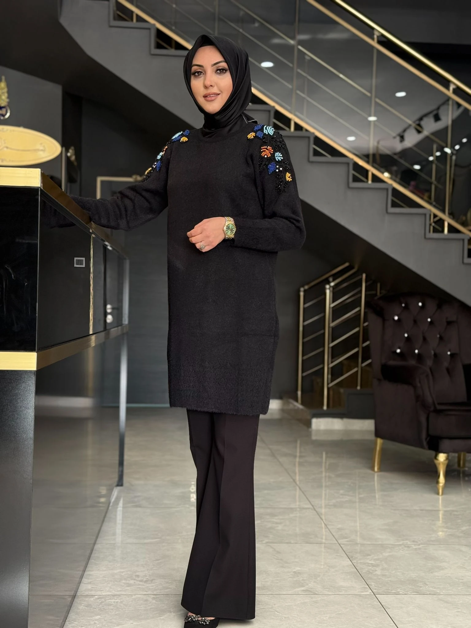 Angora İşlemeli Tunik