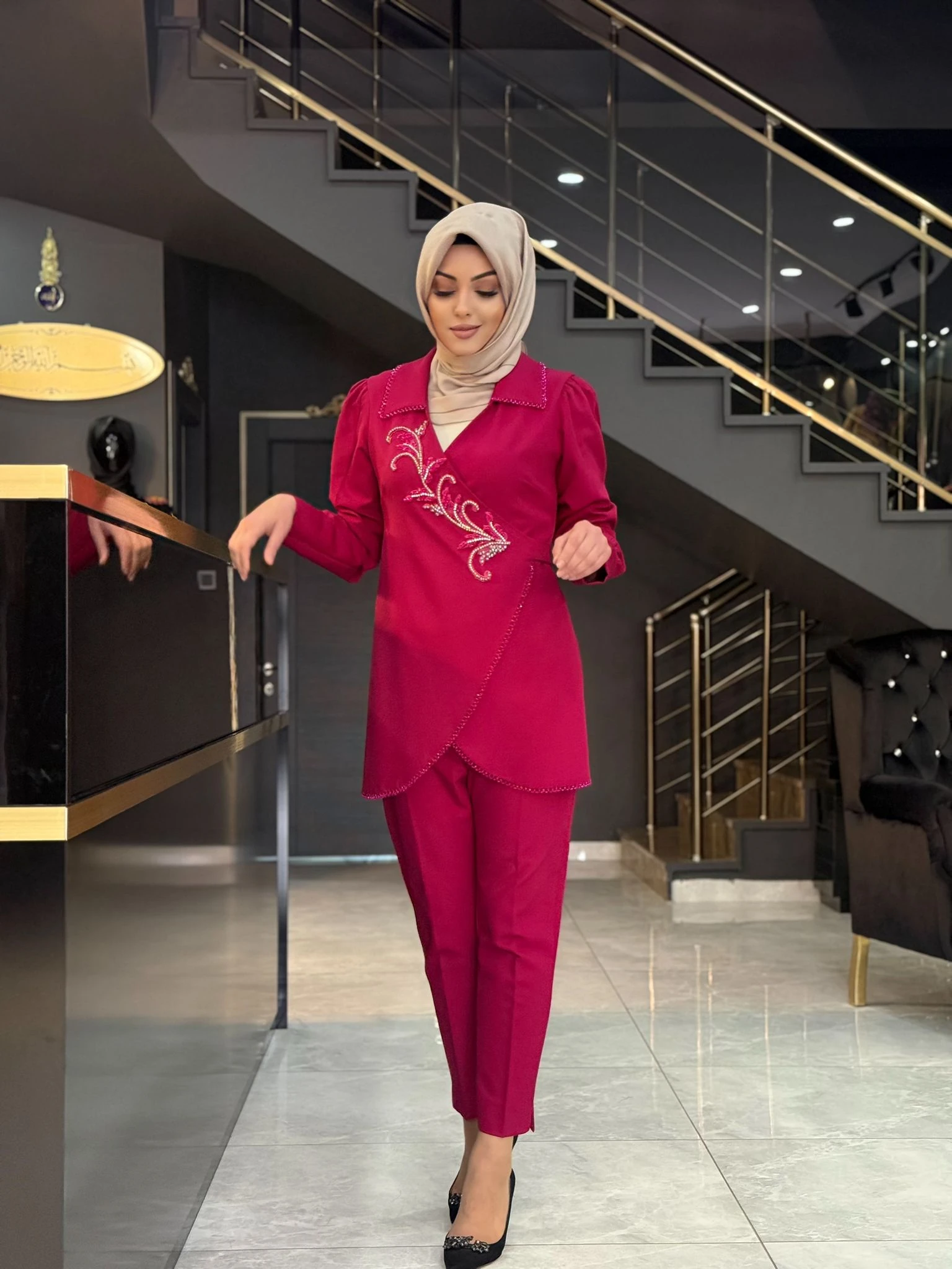 Zerafet İpek Saten Pantolonlu Takım