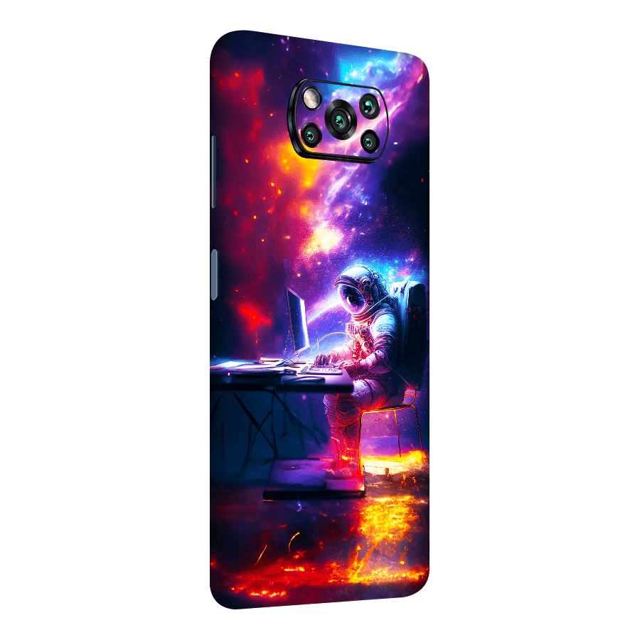 Poco X3 / X3 Pro Kaplama Nebula Astronot