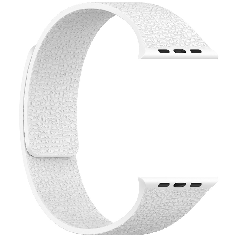 Watch 10 42mm KRD-136 Kabartma Desenli Silikon Kordon