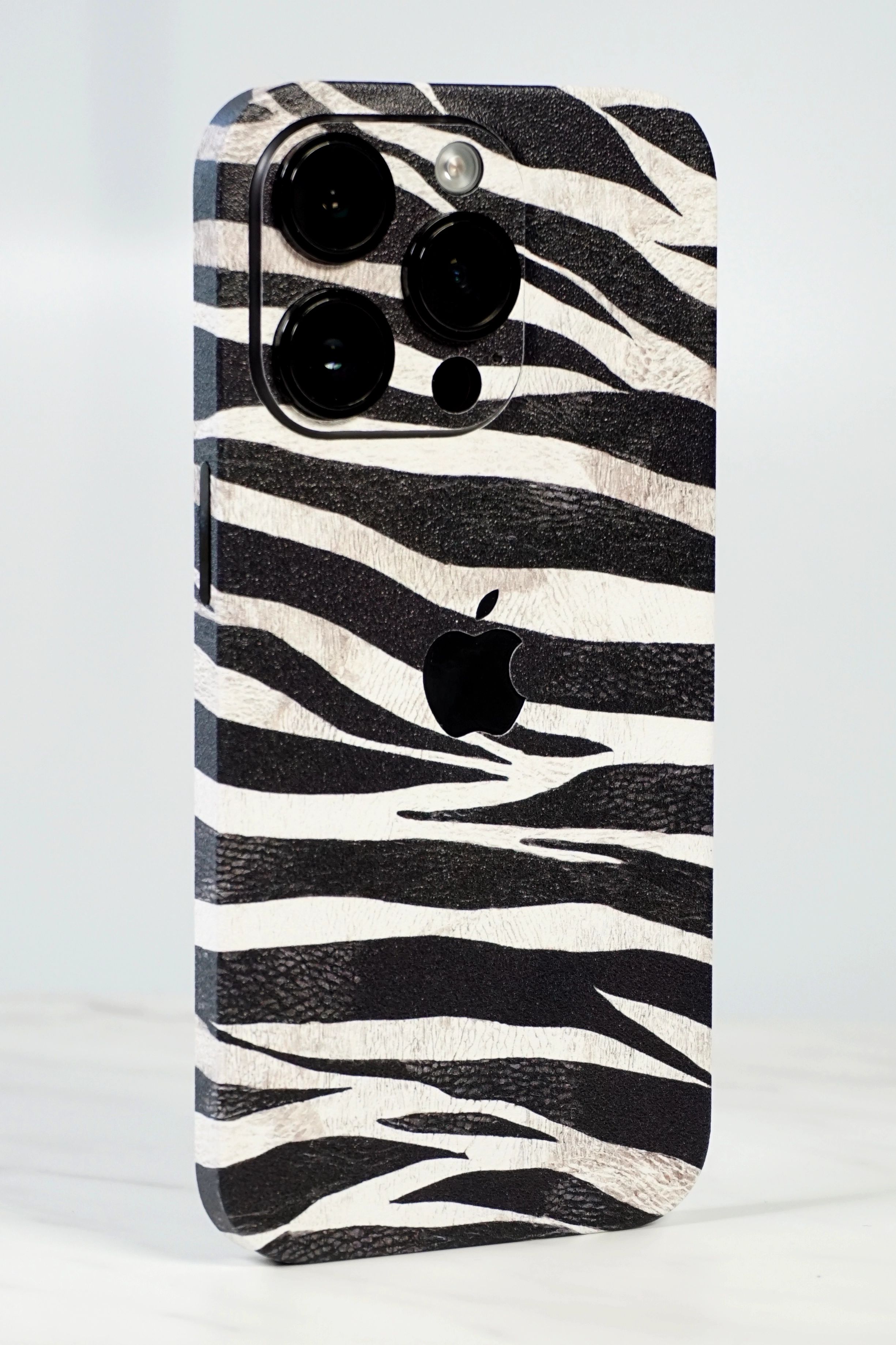 iPhone X Kaplama Zebra Çizgisi