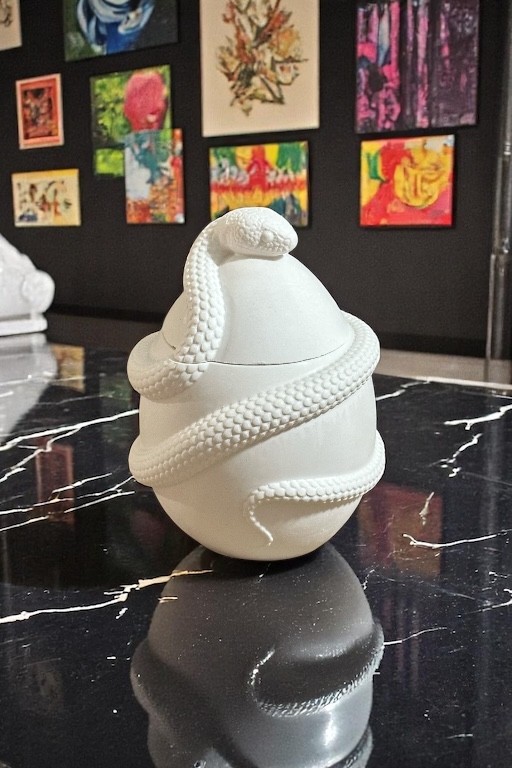 Ham Taş Yılanlı Yumurta Kutu 