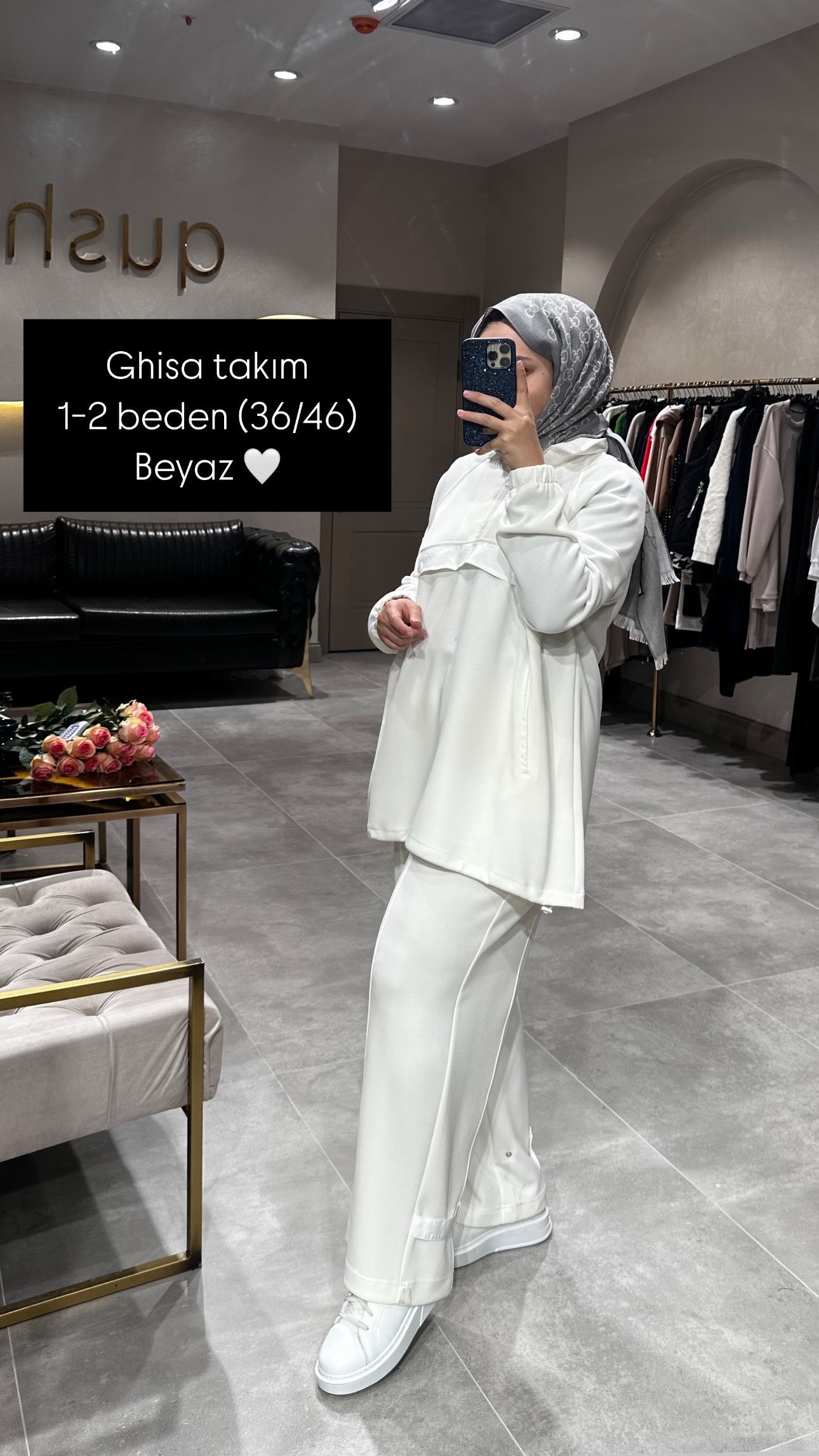 Ghisa Paça Detaylı Takım