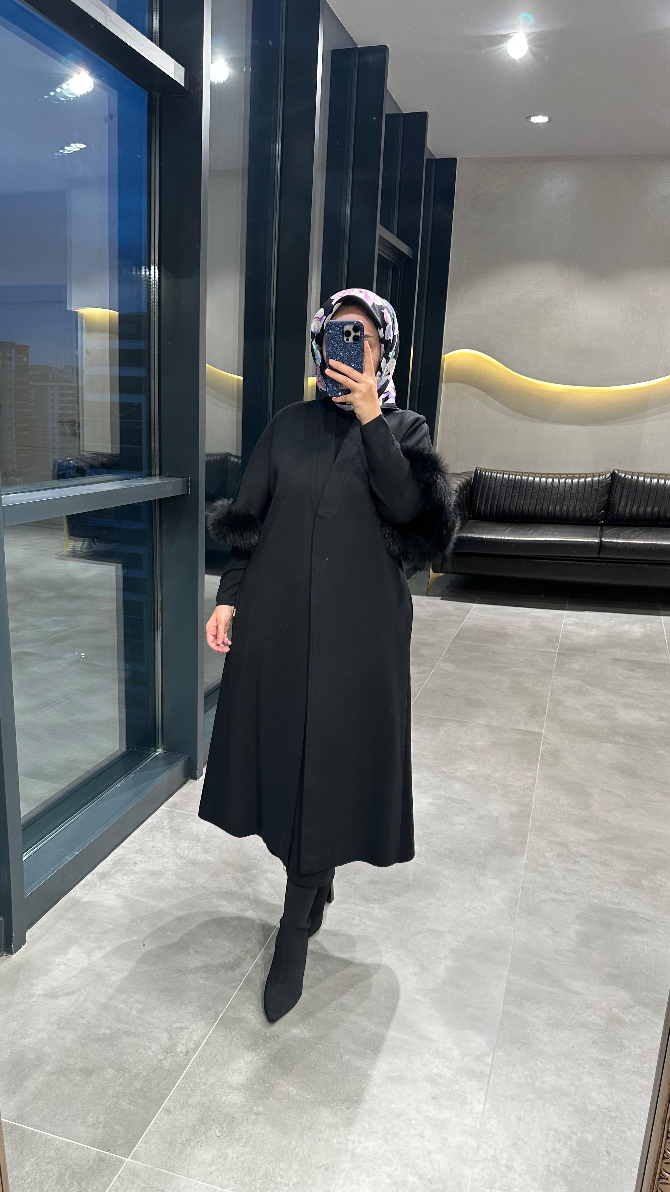 Miss Dalida Kürklü Kap