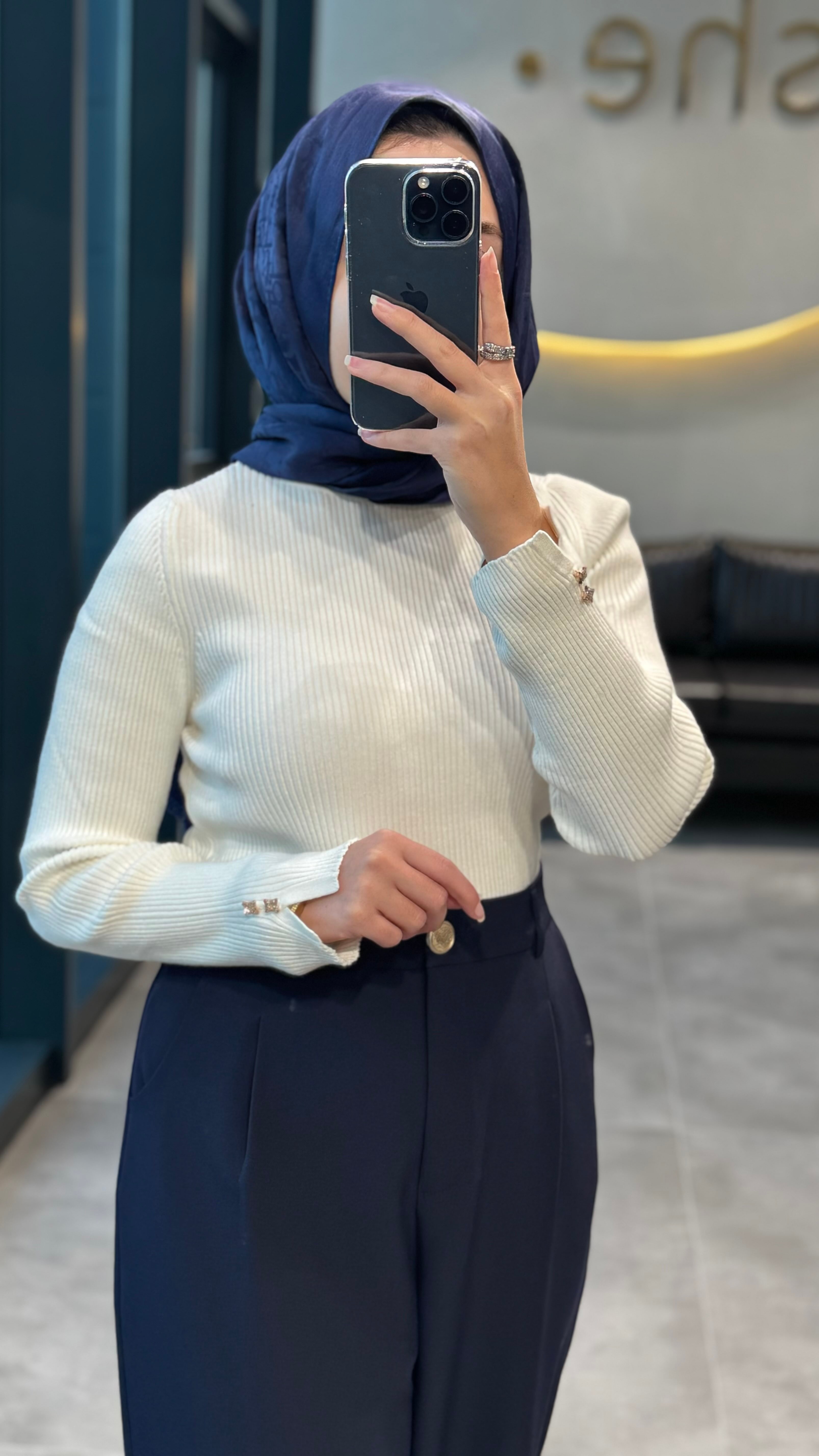 Ghisa Triko İçlik