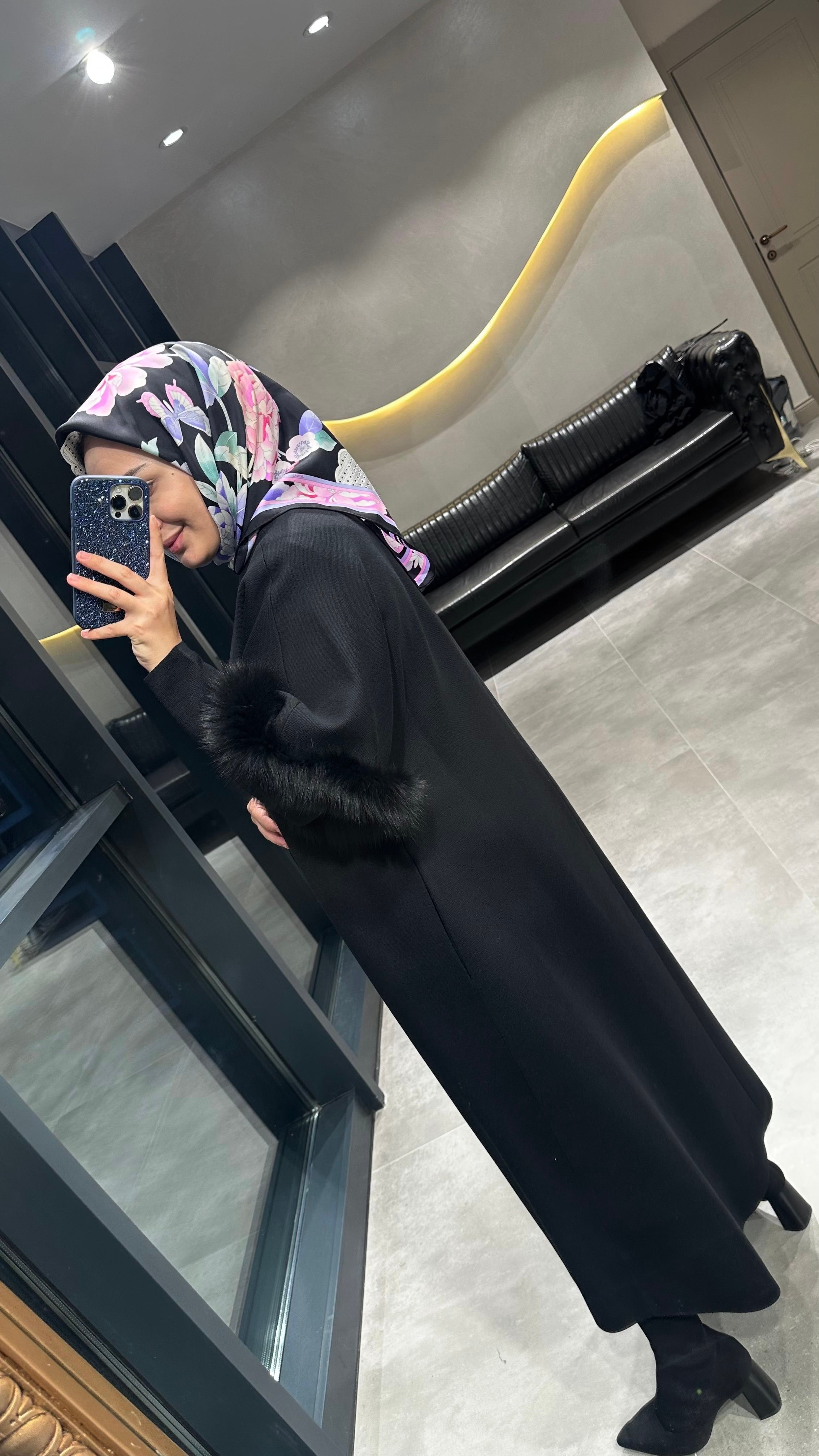Miss Dalida Kürklü Kap
