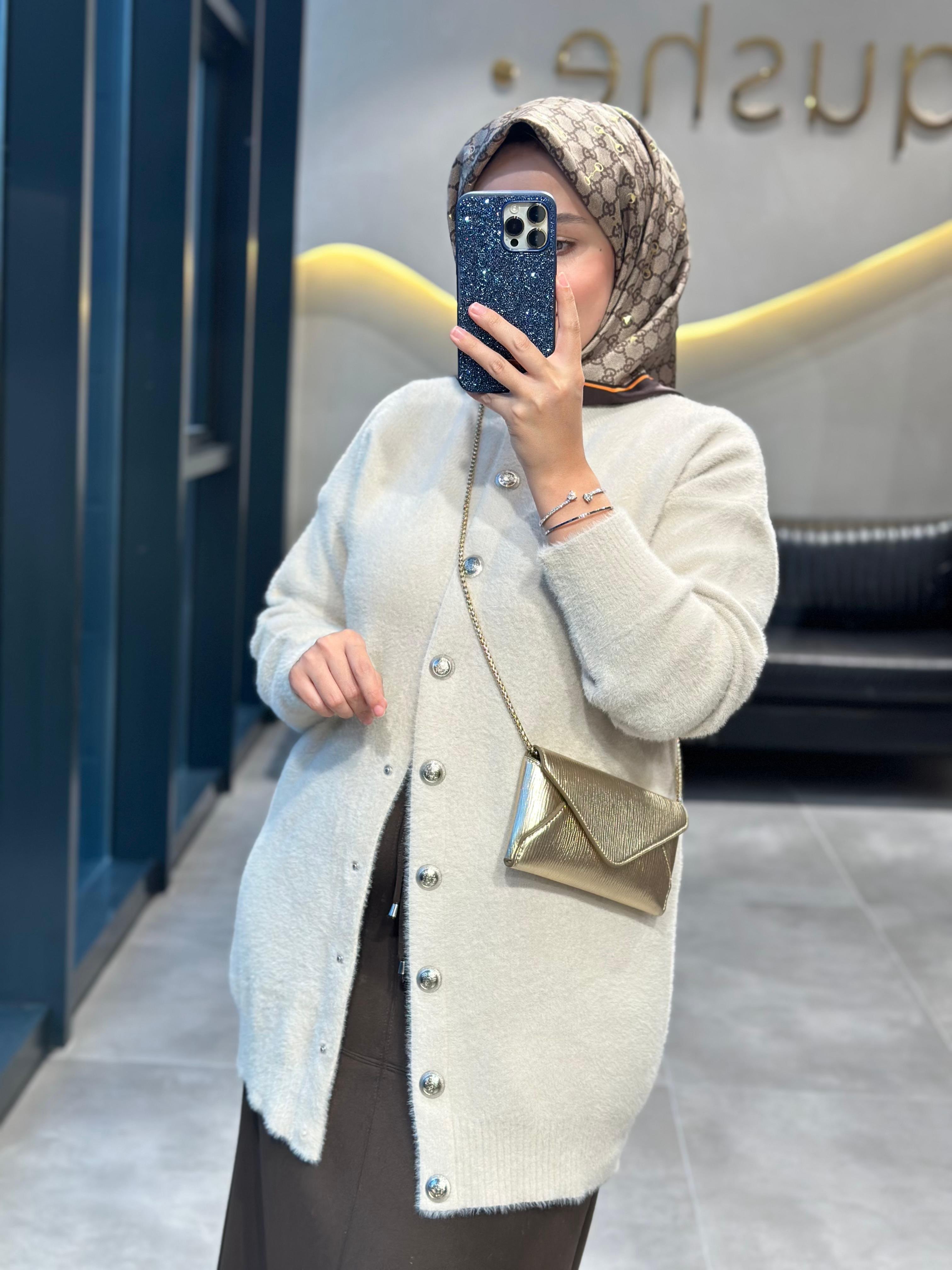 Nuss Angora Hırka