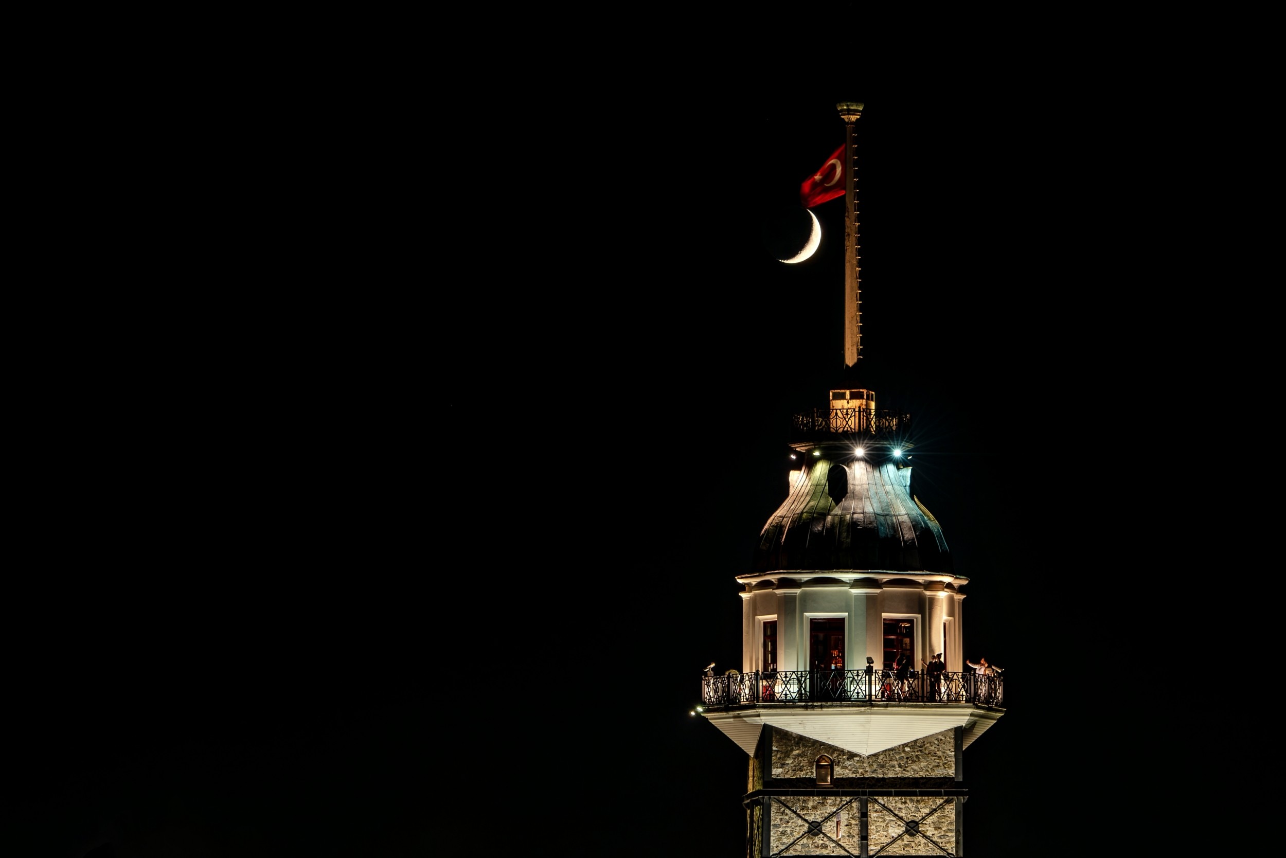 Hilal ve Kız Kulesi