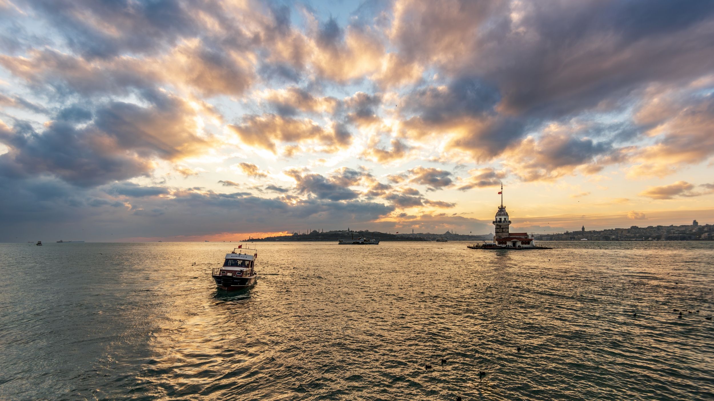 İstanbul ve Gün Doğumu