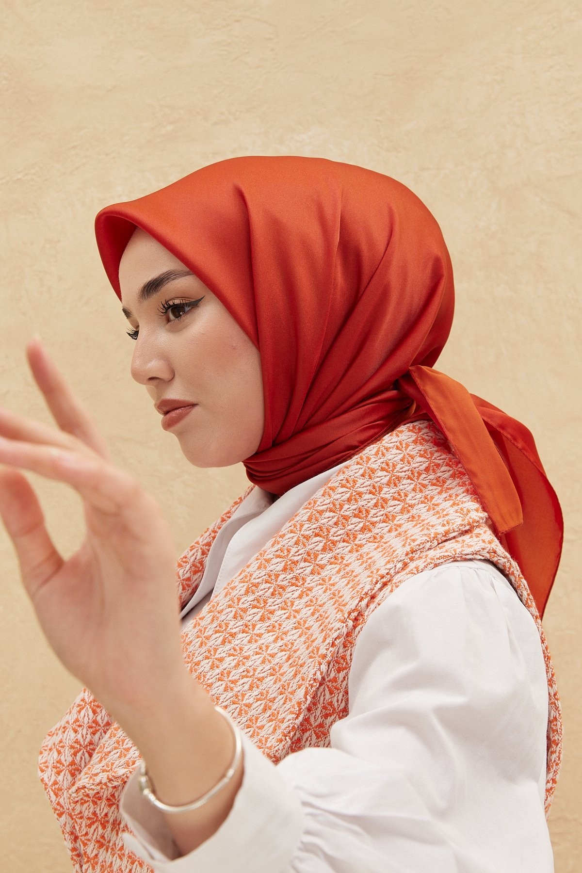 Düz Saten Eşarp
