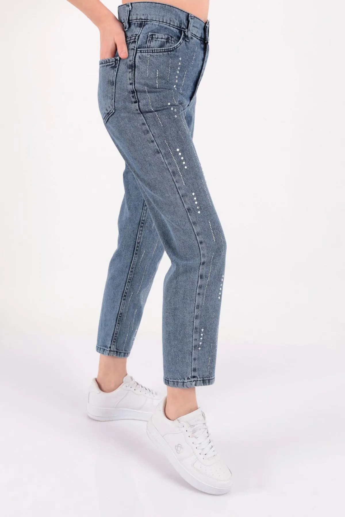 Taşlı Kemerli Kot Pantolon 