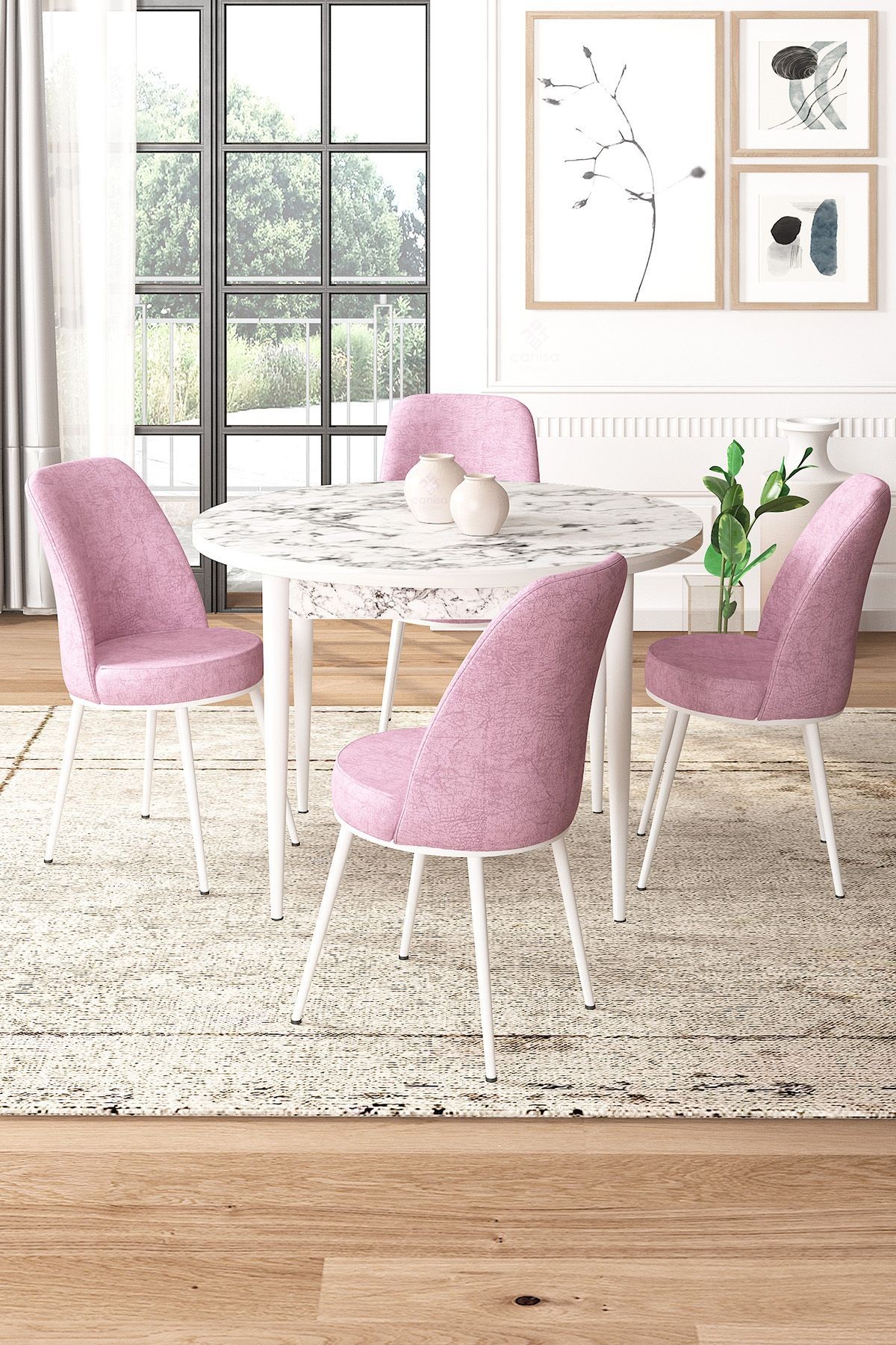 masa beyaz sandalyeler pembe