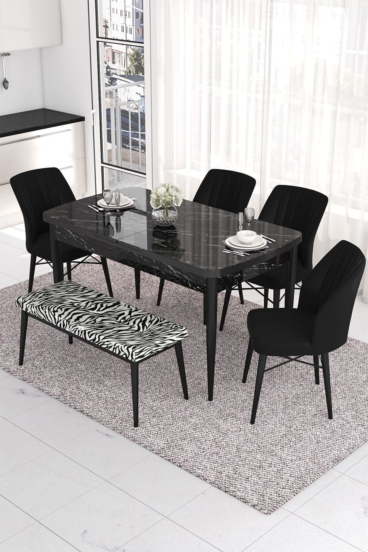 masa siyah mermer sandalye siyah ve bench zebra