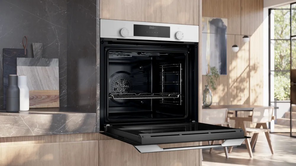 iQ300 HU717ABV0T Buhar Destekli Ankastre Fırın 60 x 60 cm Beyaz