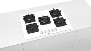 iQ300 EN7B2QO12O Gazlı Ocak 75 cm Sert cam, Beyaz