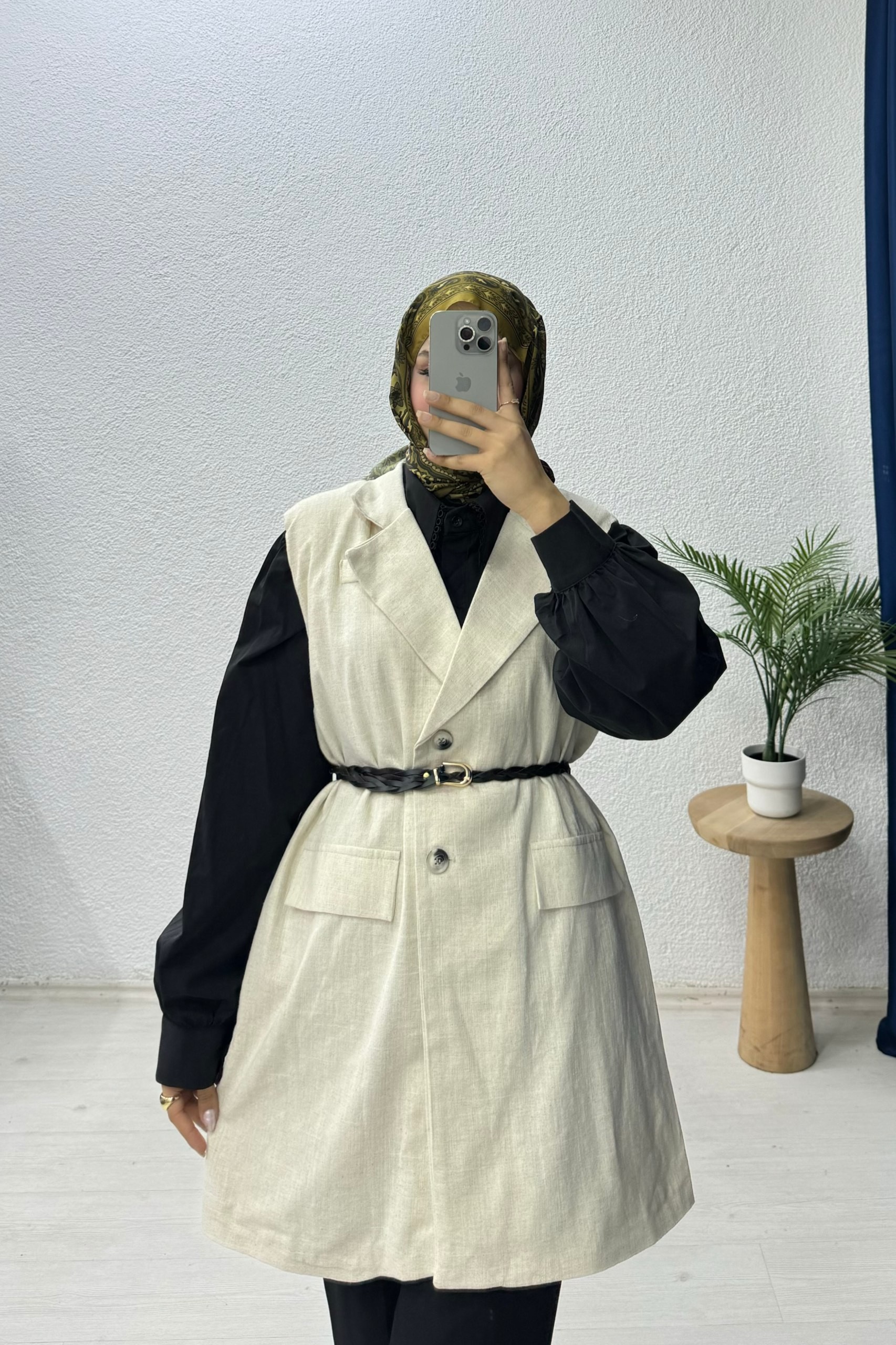 Kemerli Yelek - Krem
