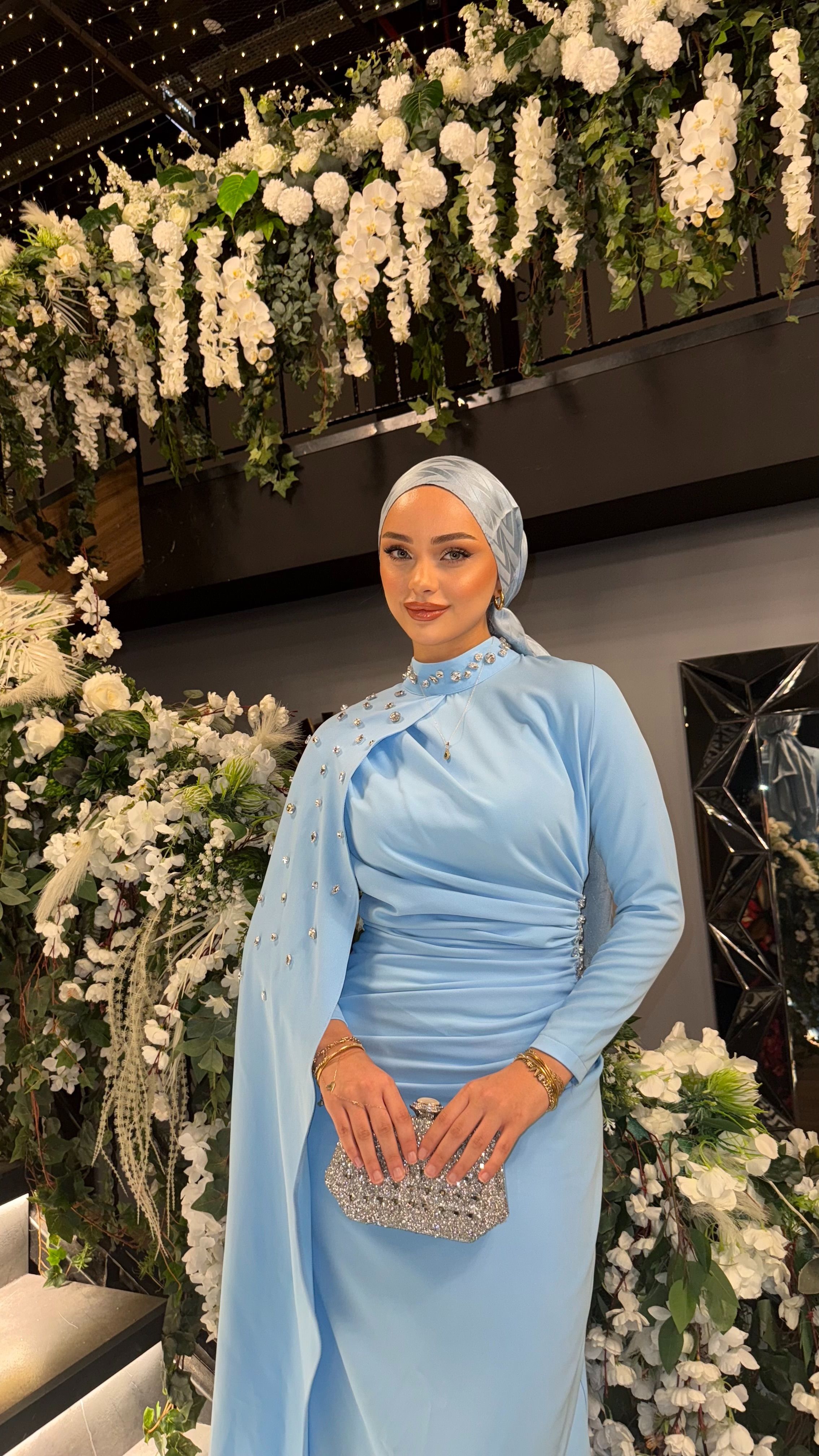 Serena Taşlı Elbise